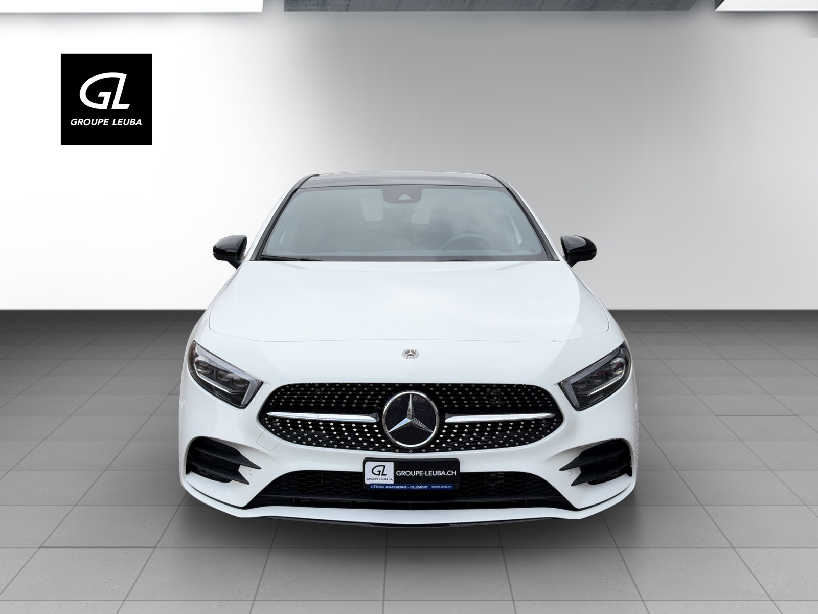 MERCEDES-BENZ A 250 AMG Line-image-1