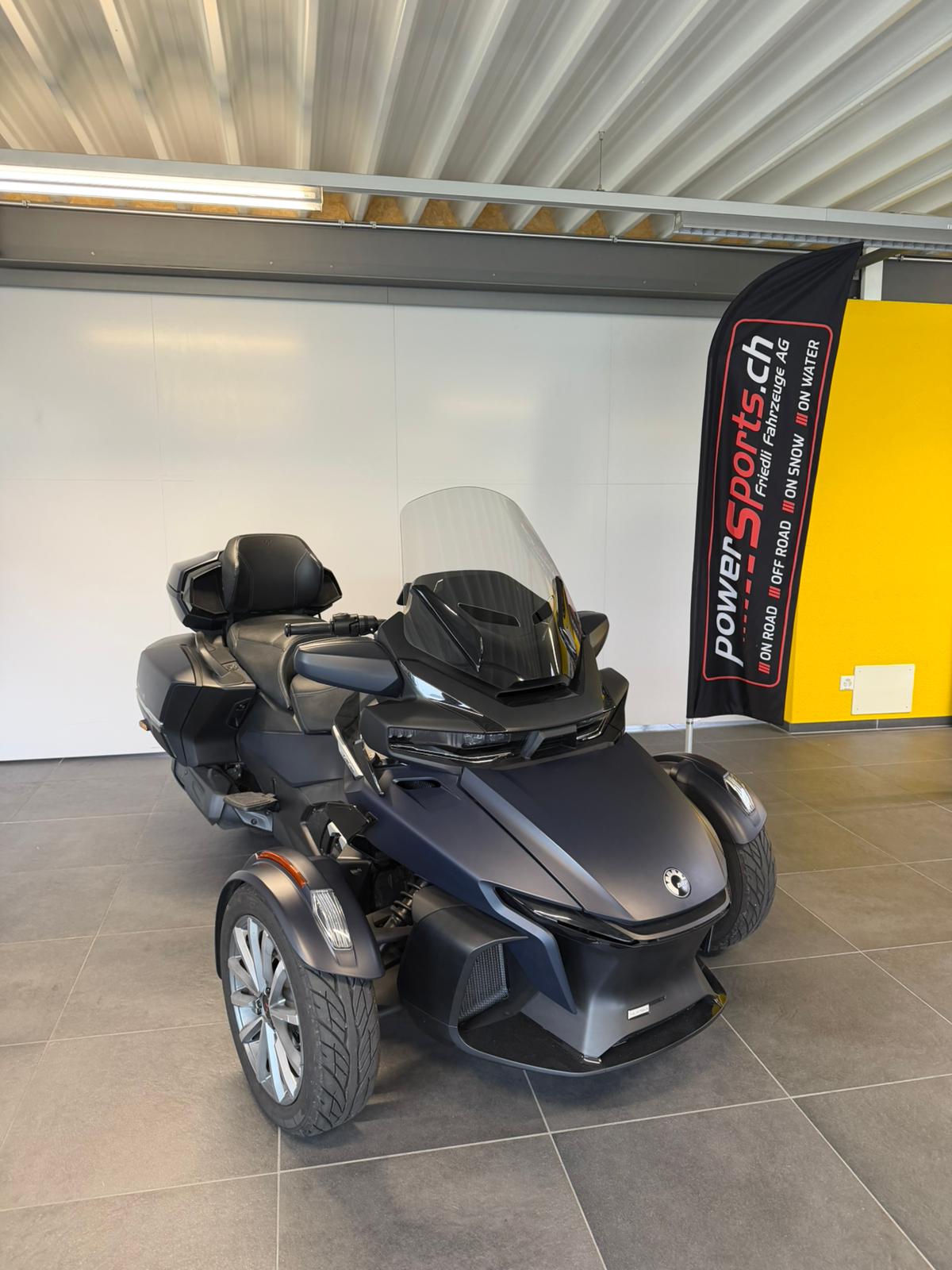 CAN-AM Spyder RT-LTD Sea Sky Edition SE6