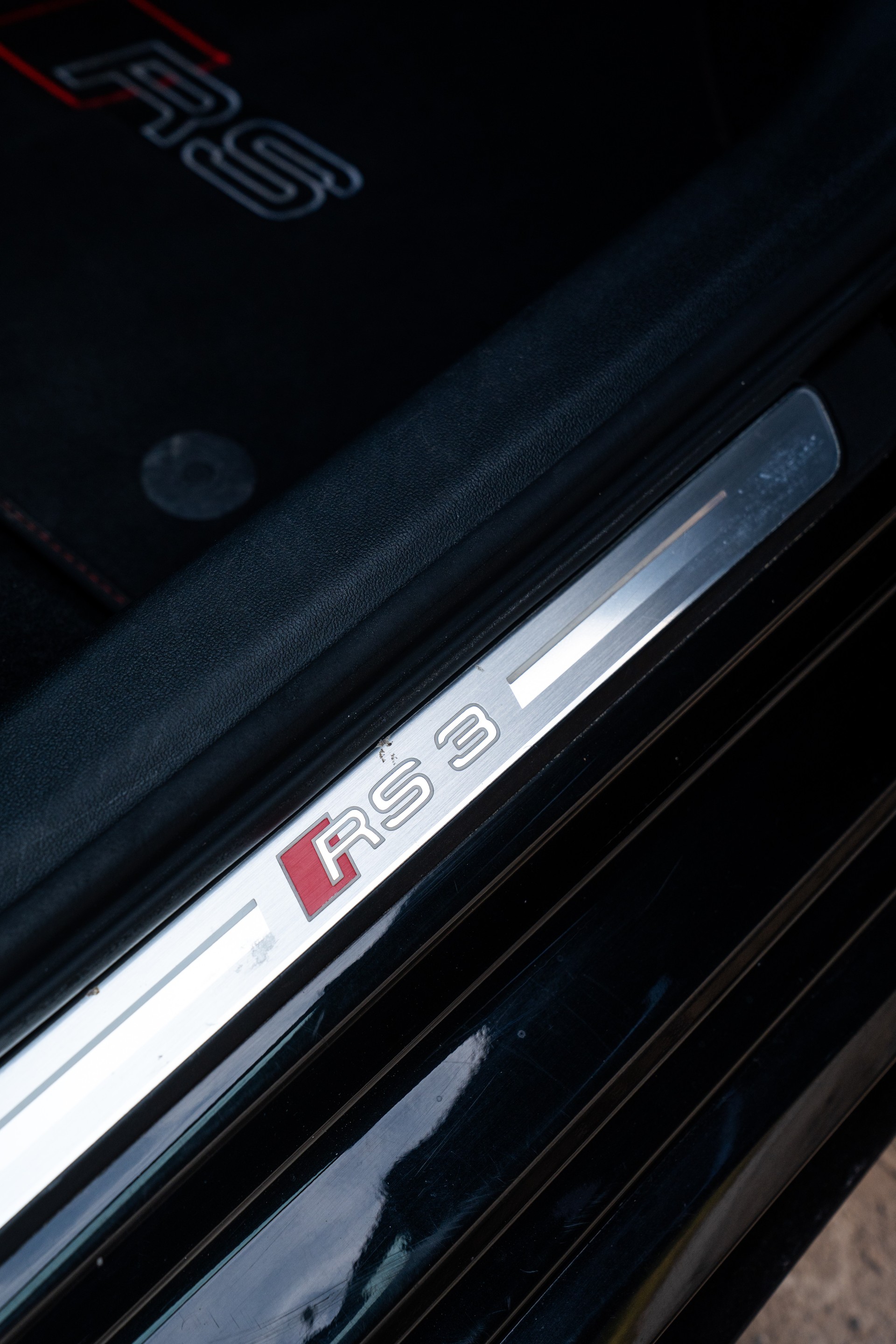 AUDI RS3 Sportback 2.5 TSI quattro S-tronic-image-5