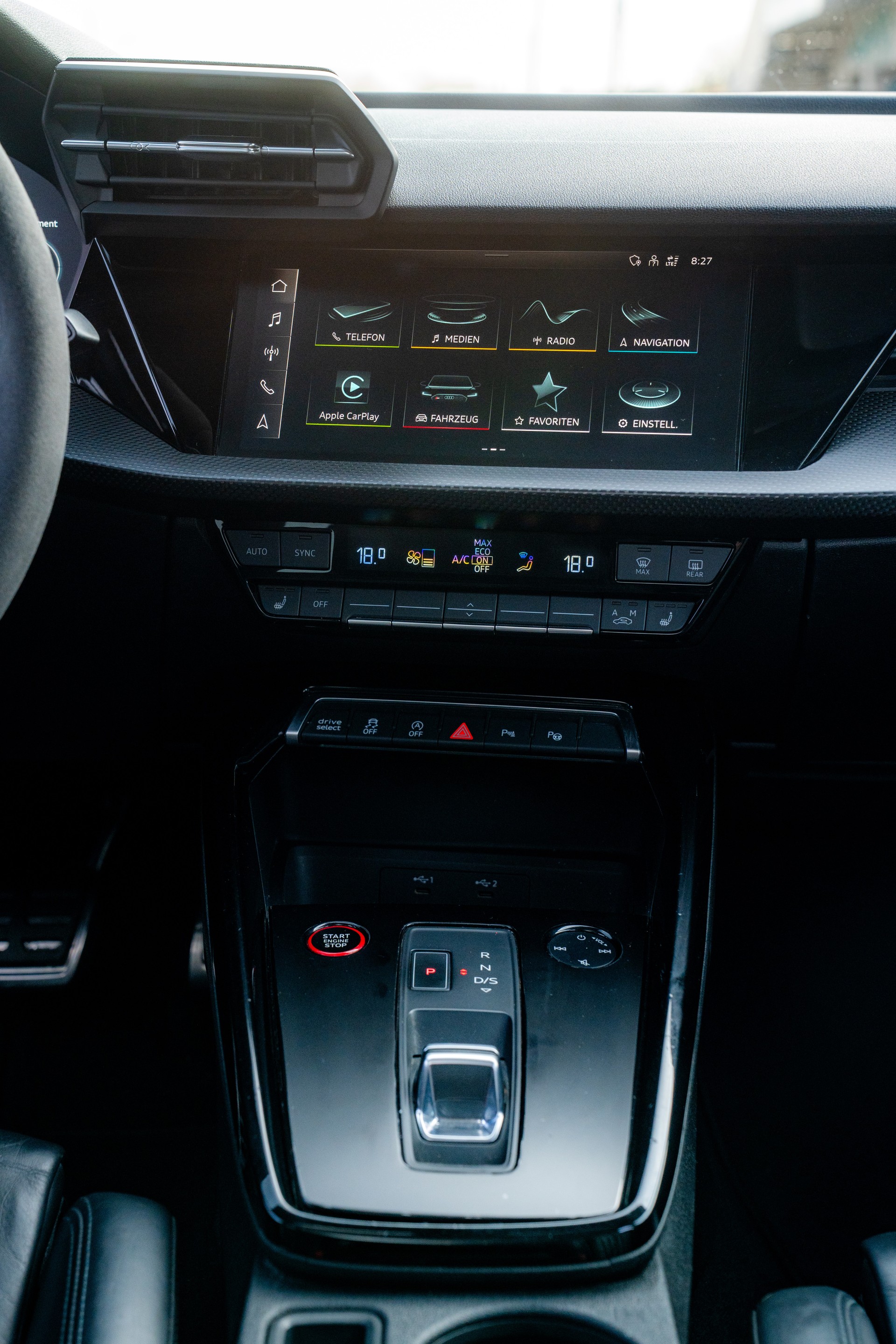 AUDI RS3 Sportback 2.5 TSI quattro S-tronic-image-15