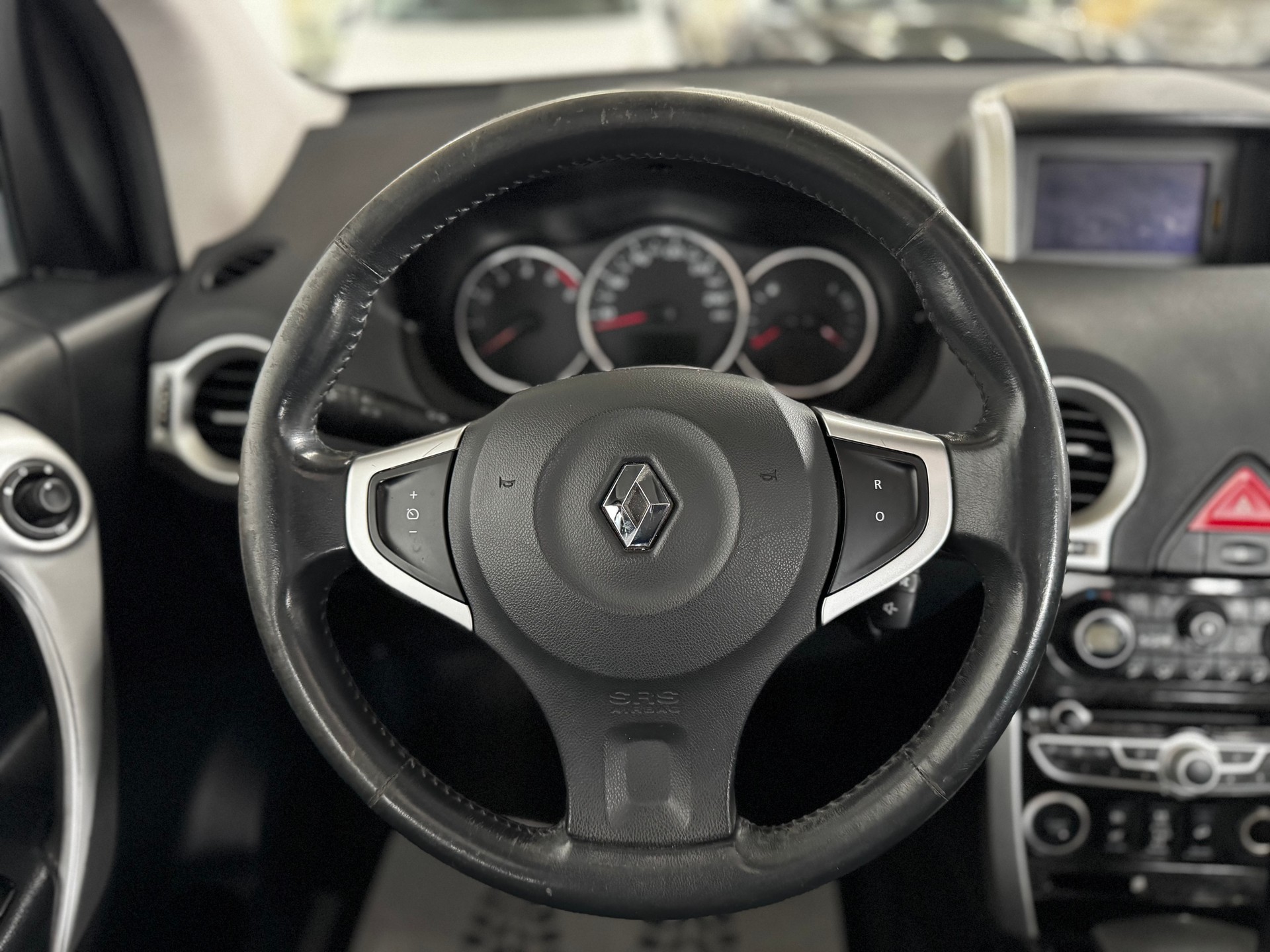 RENAULT Koleos 2.0 dCi Dynamique 4x4 Automatic-image-15