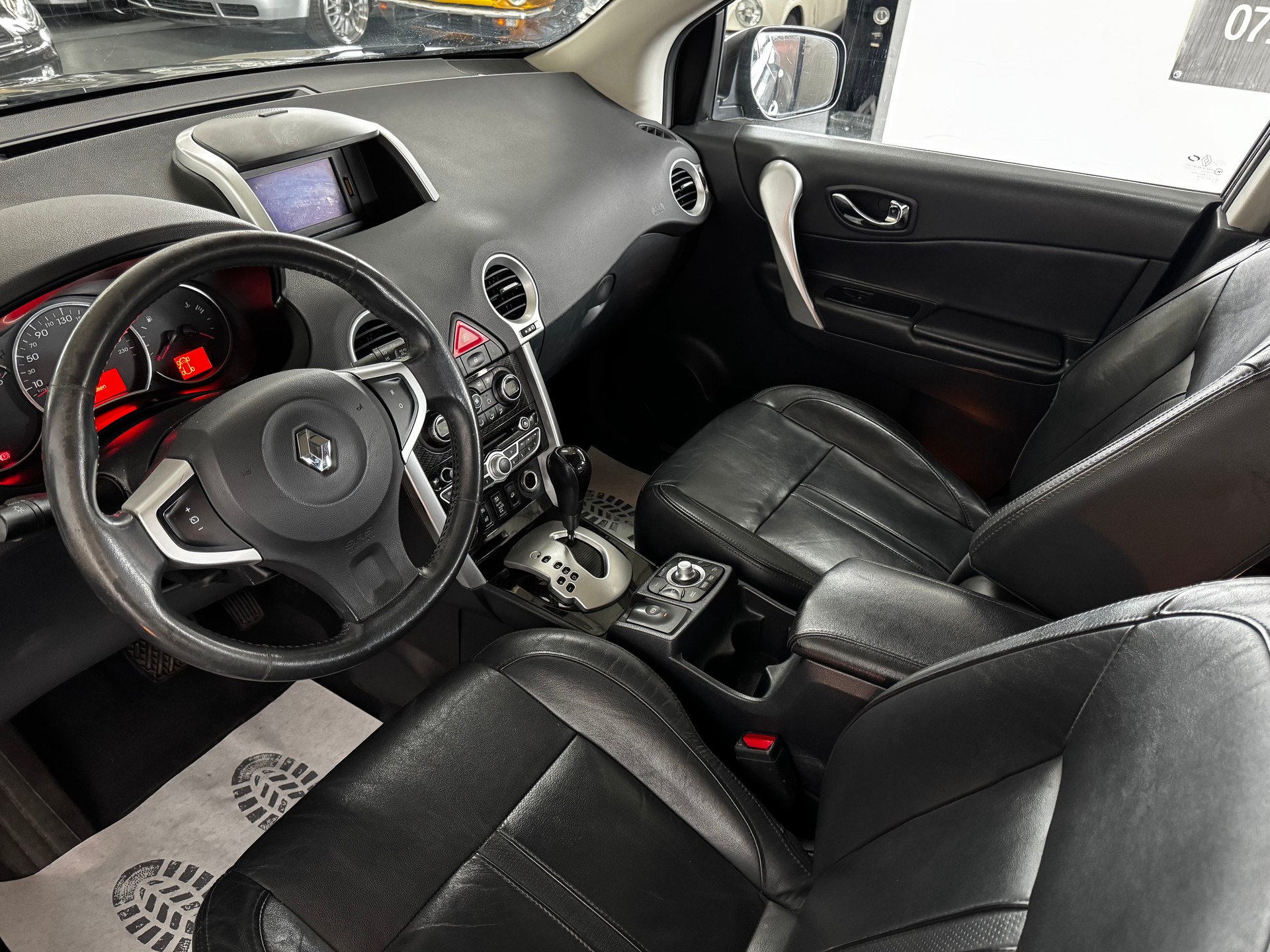 RENAULT Koleos 2.0 dCi Dynamique 4x4 Automatic-image-12
