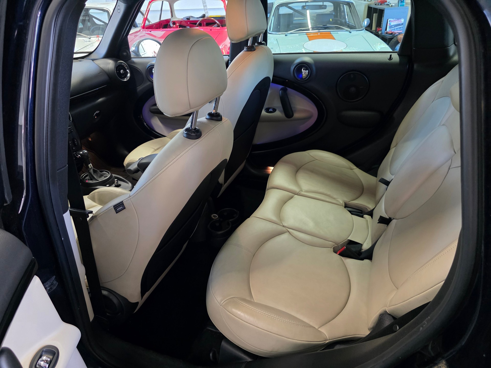 MINI Countryman Cooper SD FWD Steptronic-image-14
