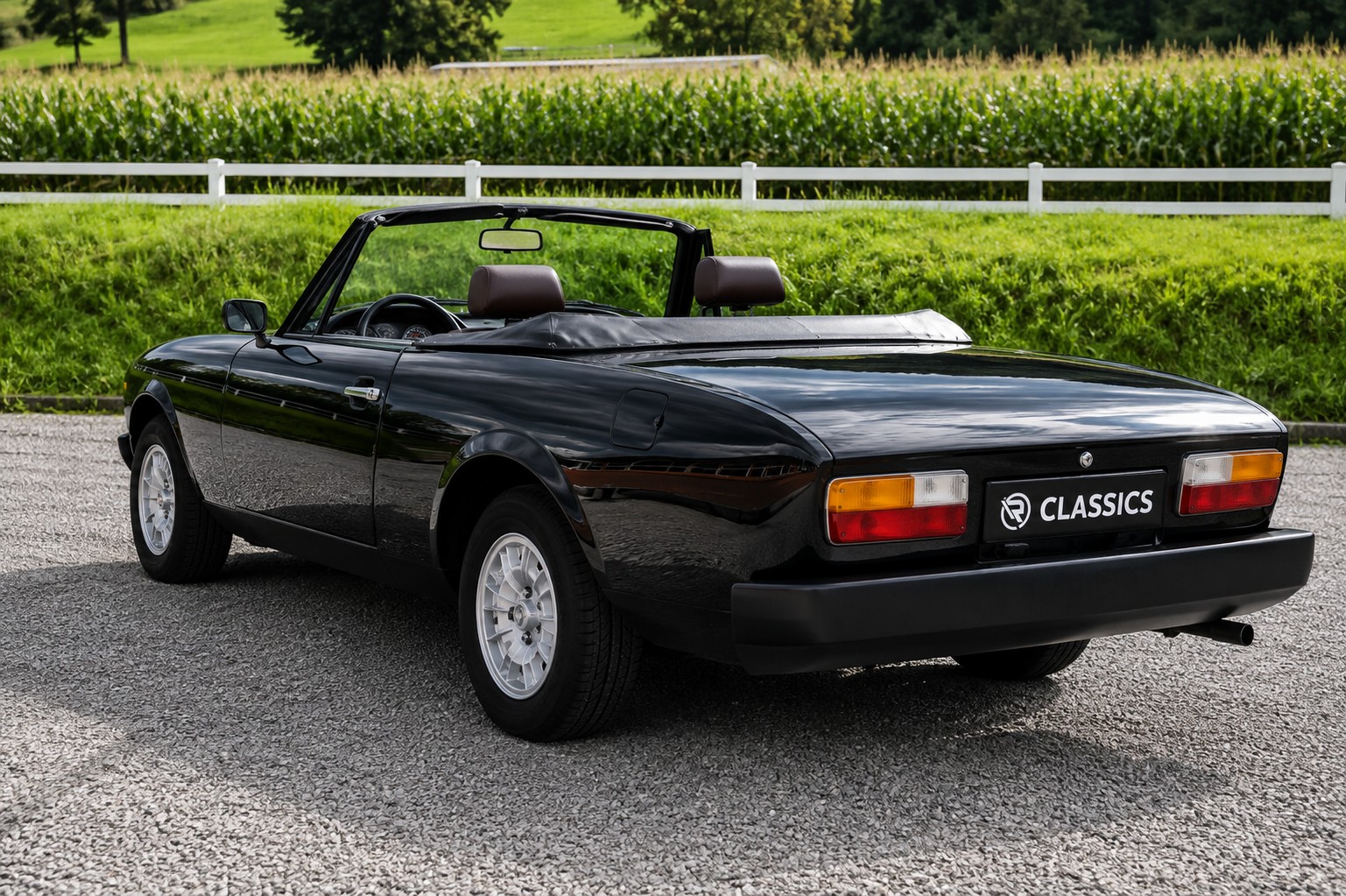 PEUGEOT 504 Cabriolet-showroom-element-2