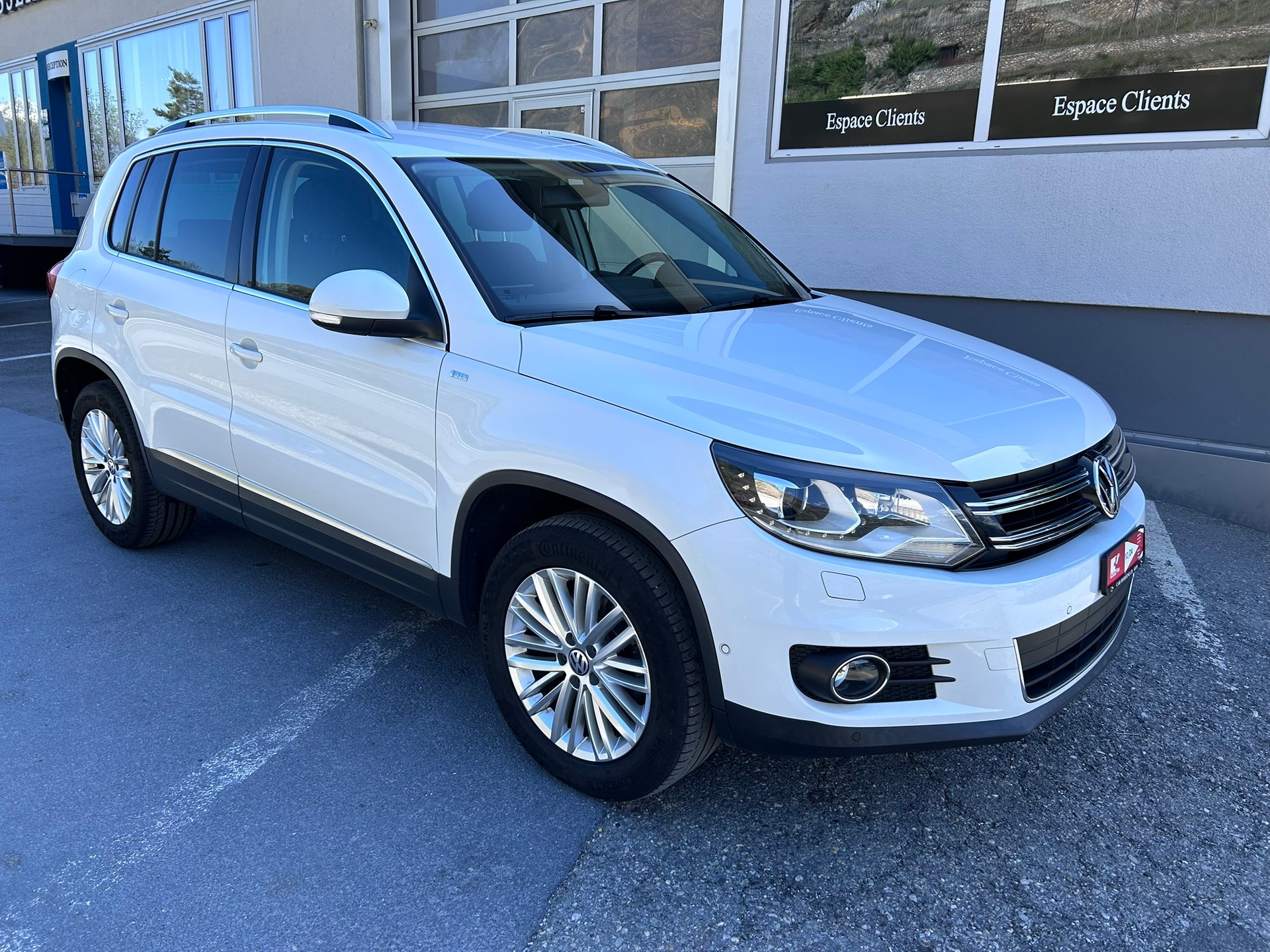 VW Tiguan 2.0 TSI Cup 4Motion DSG-image-0