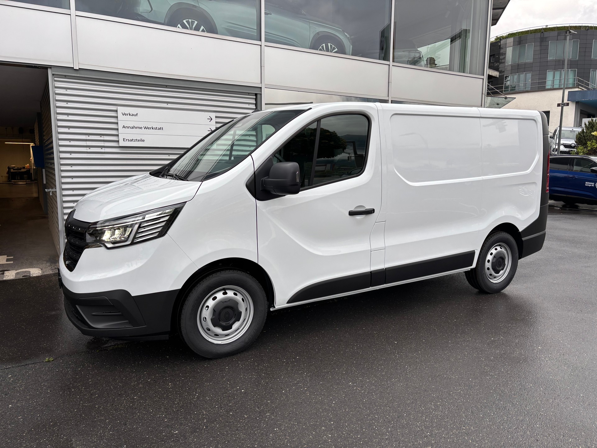 RENAULT Trafic 2.0 Blue dCi 130 Advance L1H1