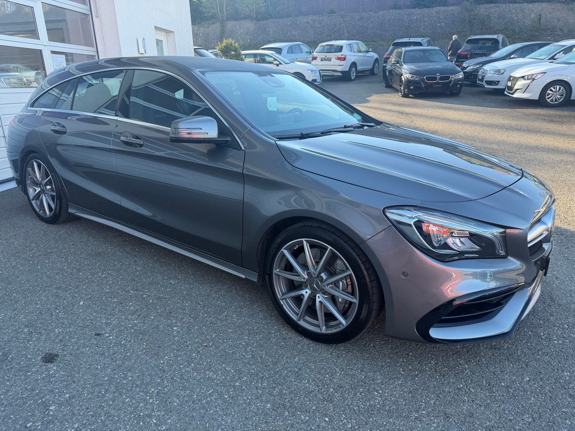 MERCEDES-BENZ CLA Shooting Brake 45 AMG 4Matic Speedshift-showroom-element-3