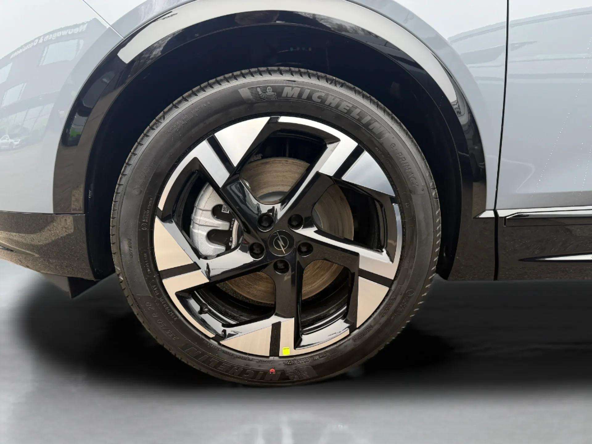 OPEL Grandland ULTIMATE 1.6PHEV eDCT-image-9