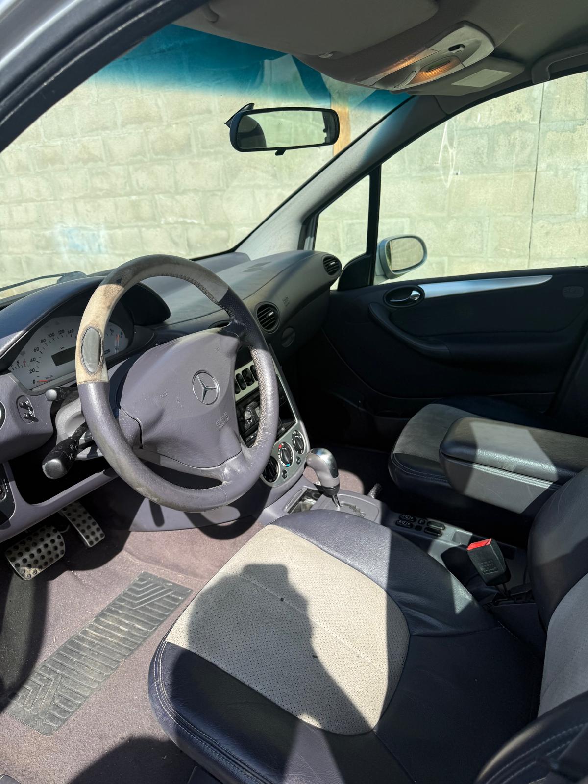 MERCEDES-BENZ A 210 Evolution-image-5