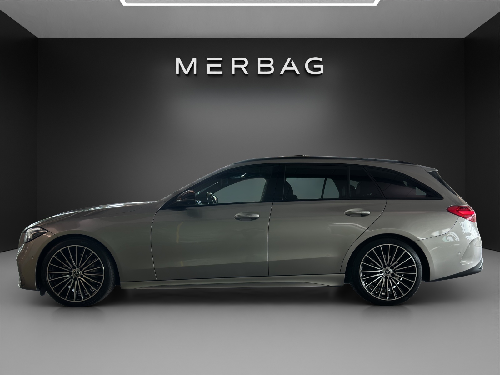 MERCEDES-BENZ C 220 d T AMG Line-image-2