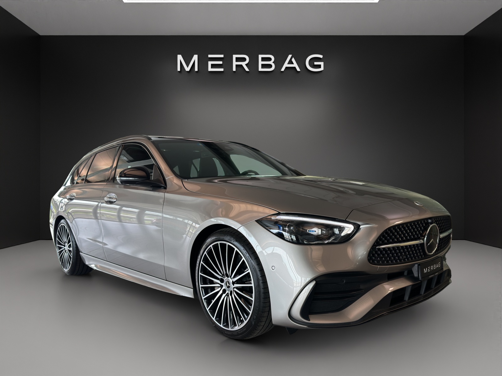 MERCEDES-BENZ C 220 d T AMG Line-image-0