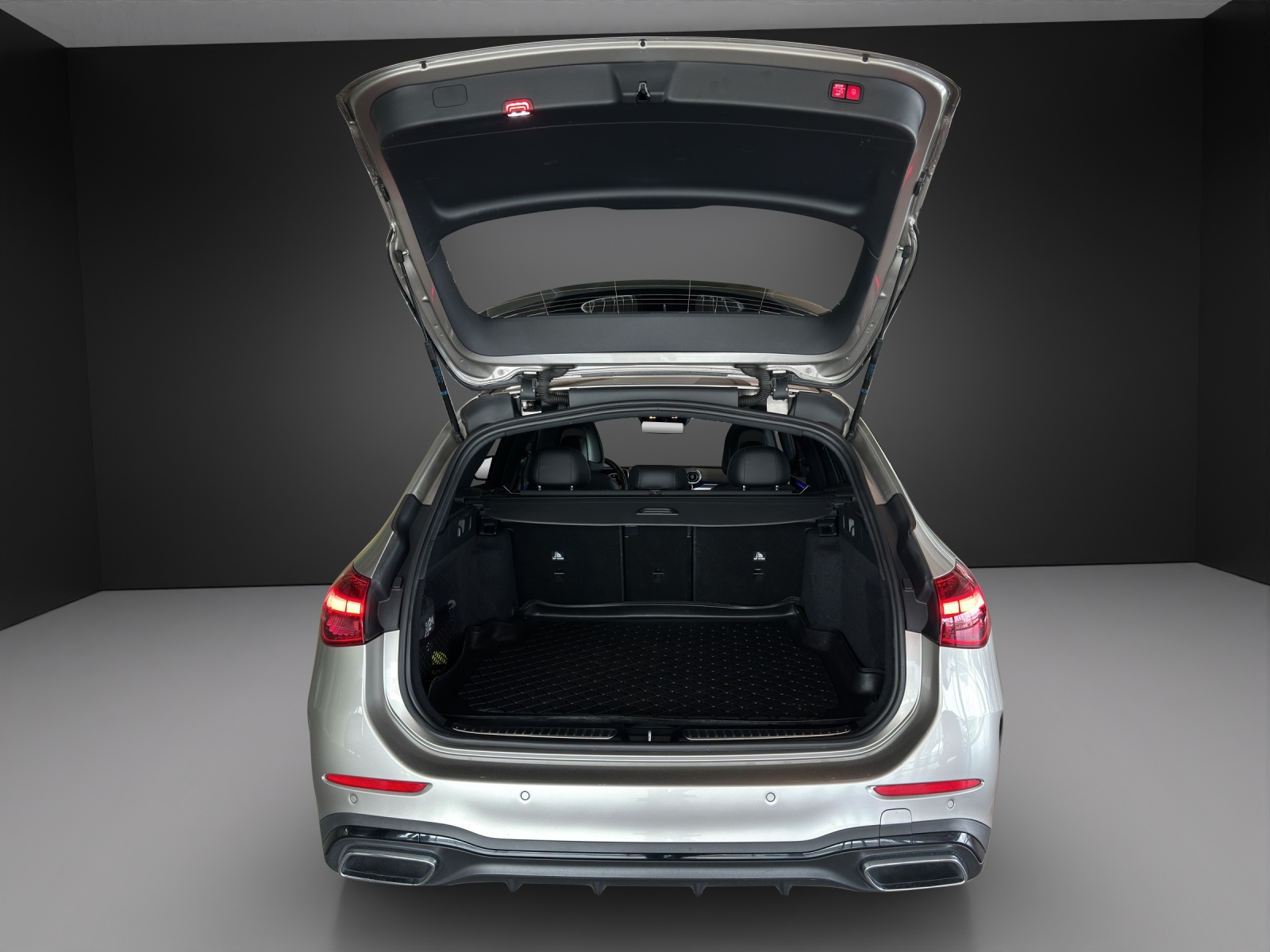 MERCEDES-BENZ C 220 d T AMG Line-image-6