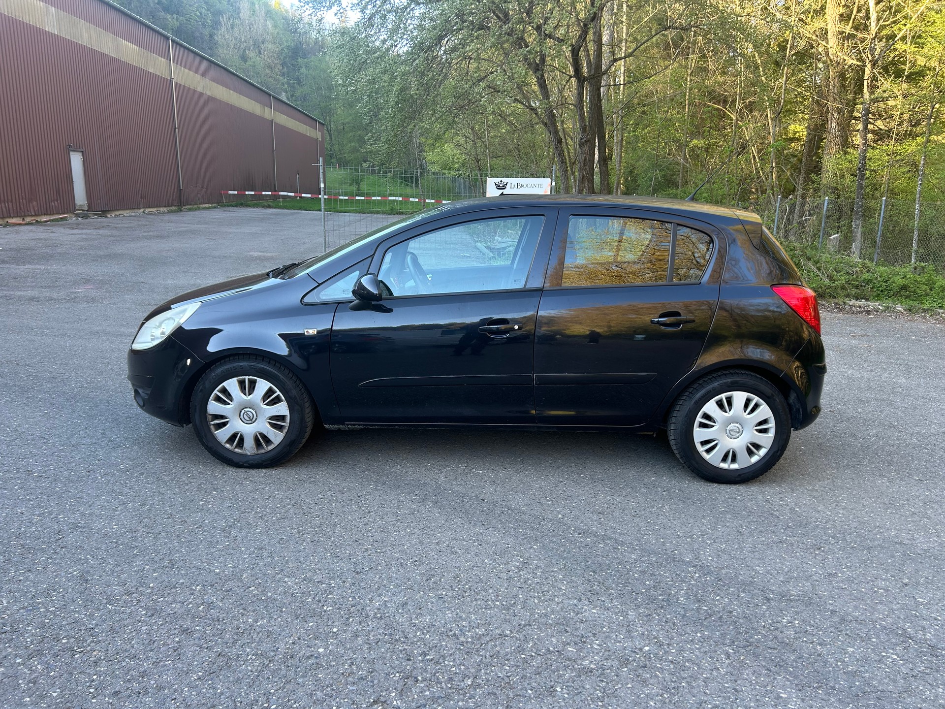 OPEL Corsa 1.4 TP Color Edition Automatic-image-2