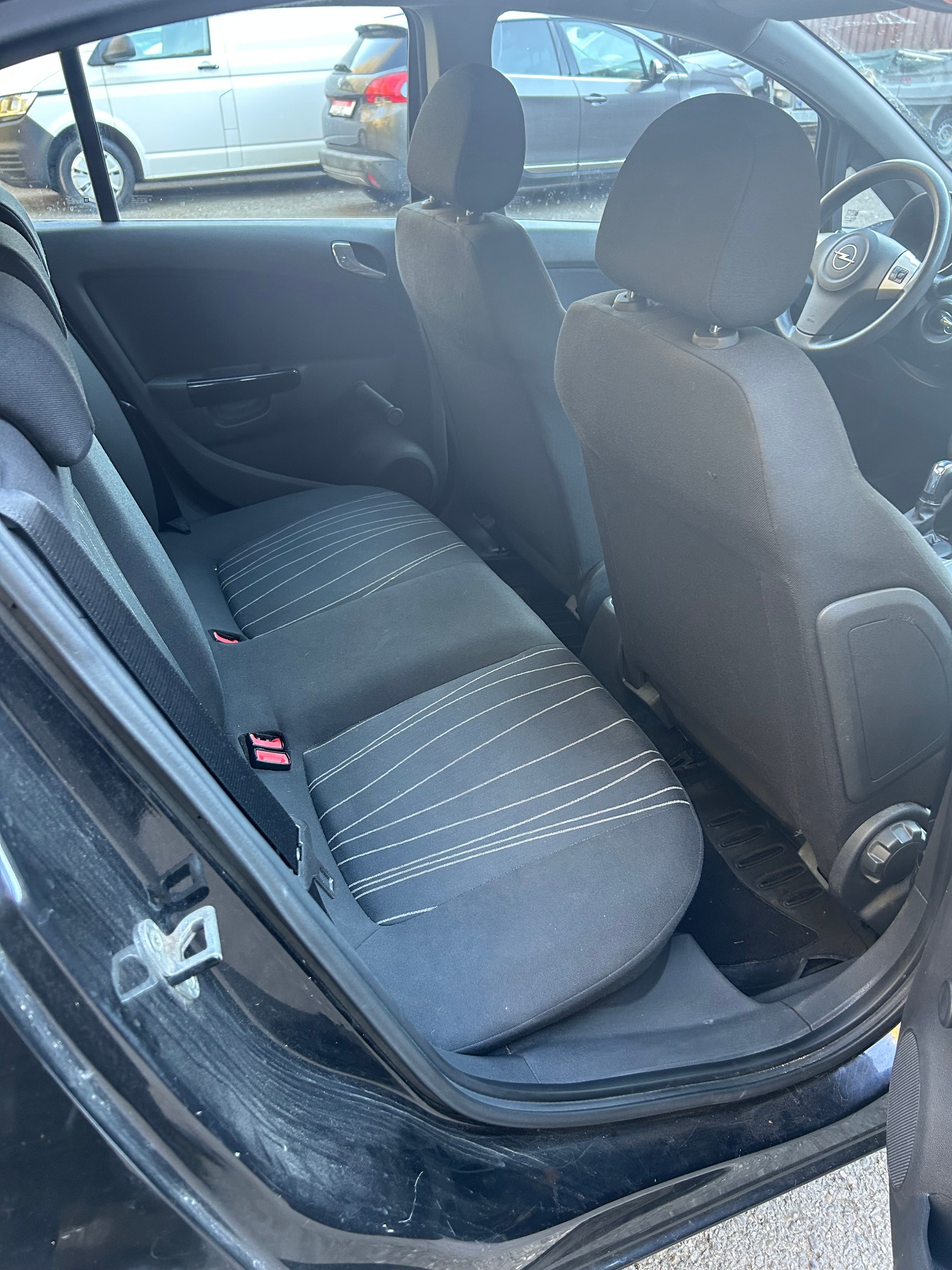 OPEL Corsa 1.4 TP Color Edition Automatic-image-5
