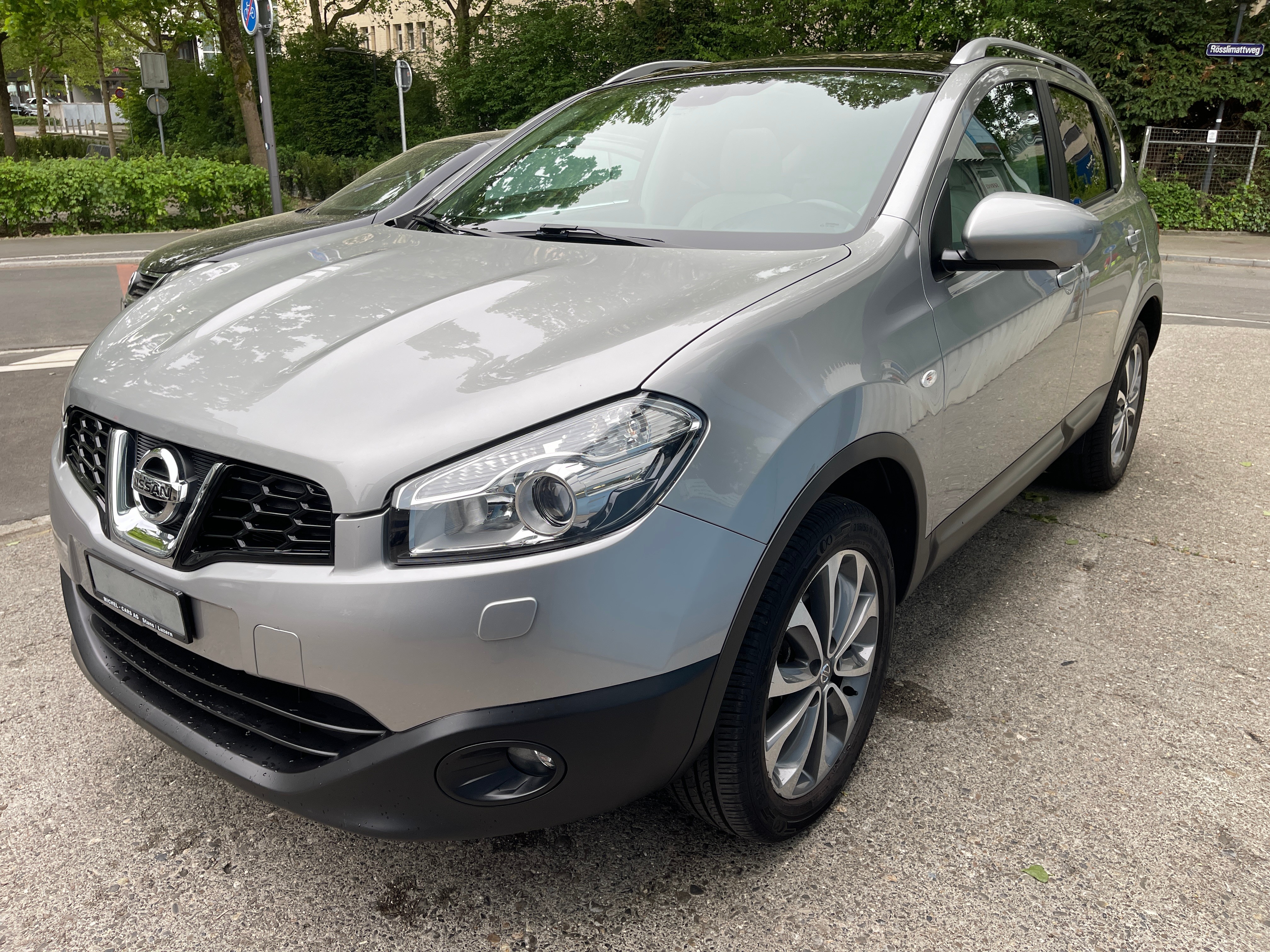 NISSAN Qashqai 2.0 4WD tekna XTronic (SUV / Geländewagen) Nissan NISSAN Qashqai 2.0 4WD tekna XTronic (SUV / Geländewagen)