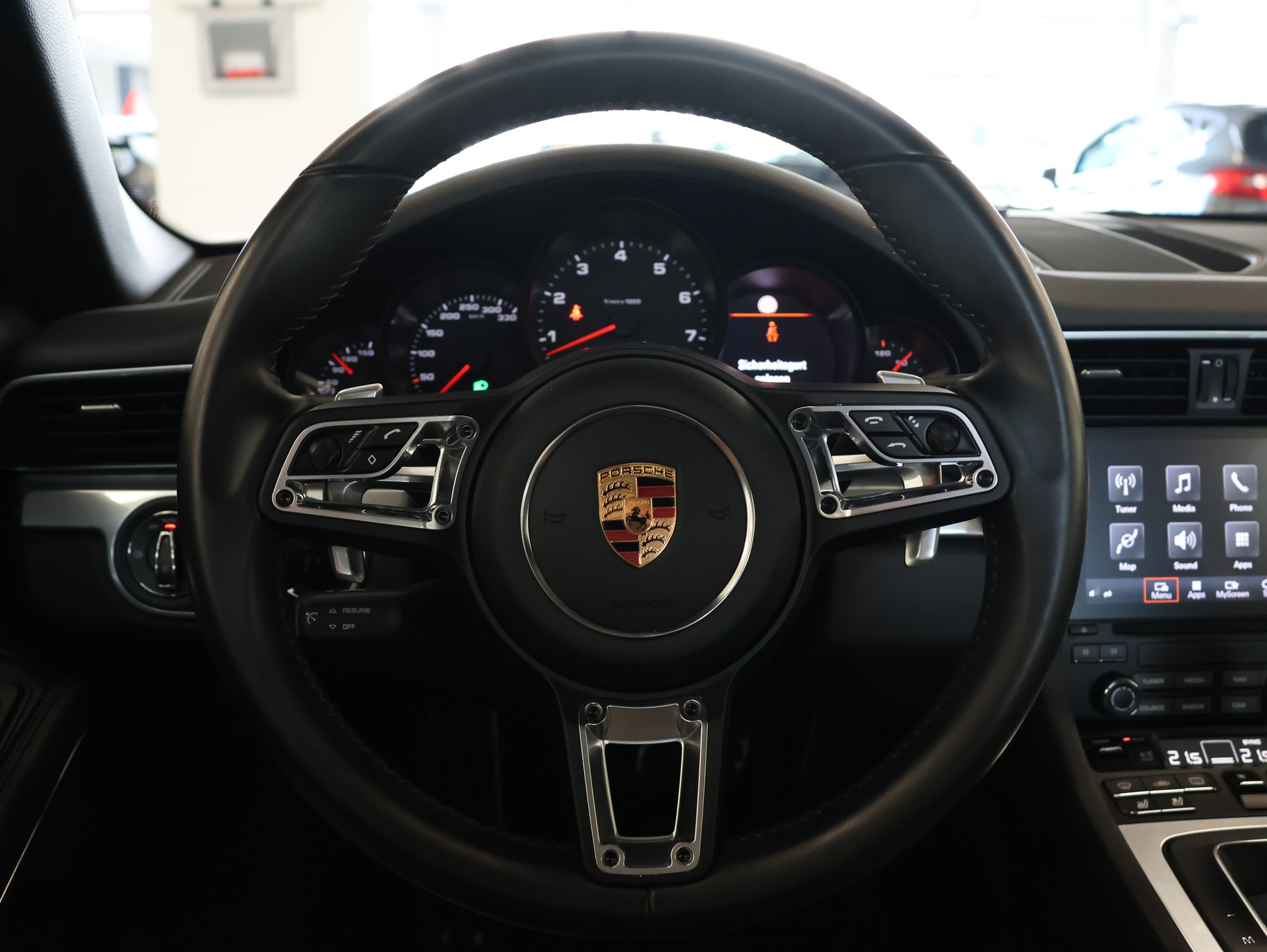 PORSCHE 911 Carrera PDK *Aerokit* *Sitzheizung/lüftung* *Bose*-image-21