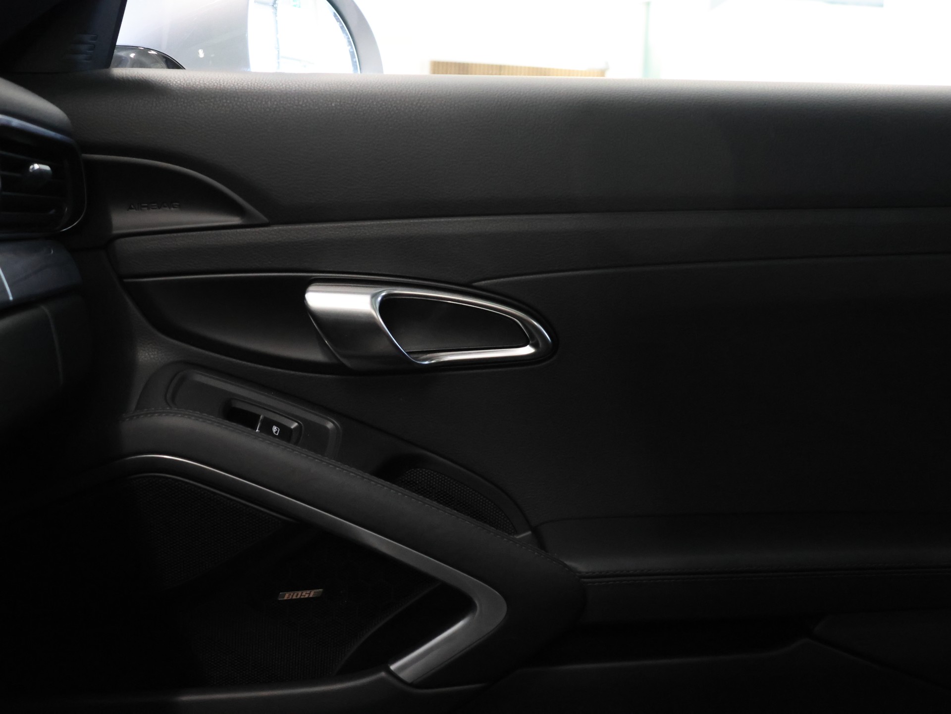 PORSCHE 911 Carrera PDK *Aerokit* *Sitzheizung/lüftung* *Bose*-image-29