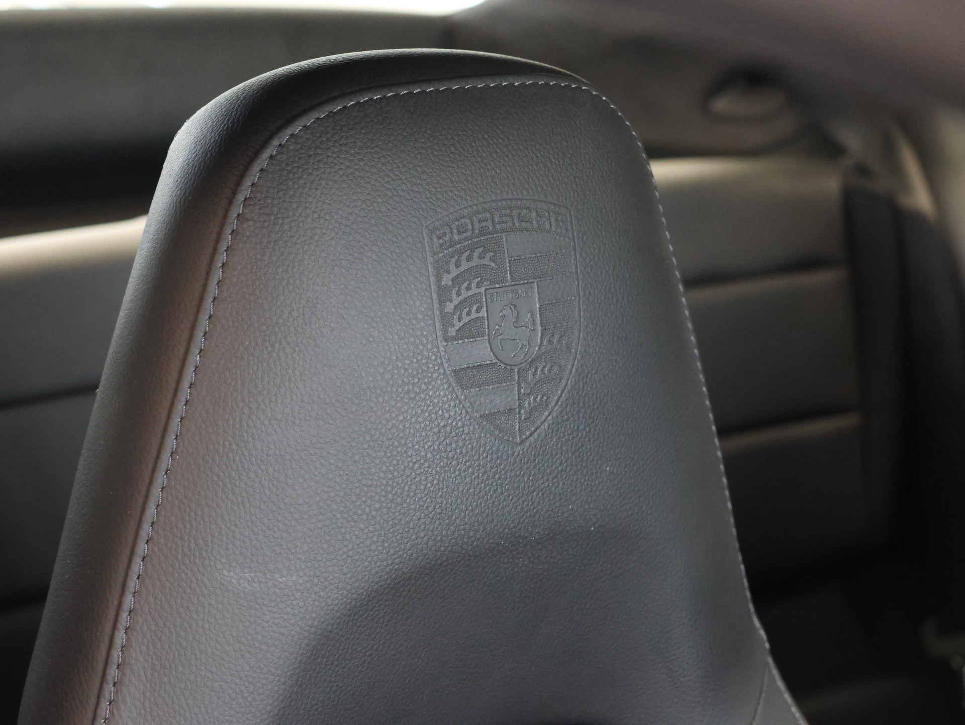 PORSCHE 911 Carrera PDK *Aerokit* *Sitzheizung/lüftung* *Bose*-image-20