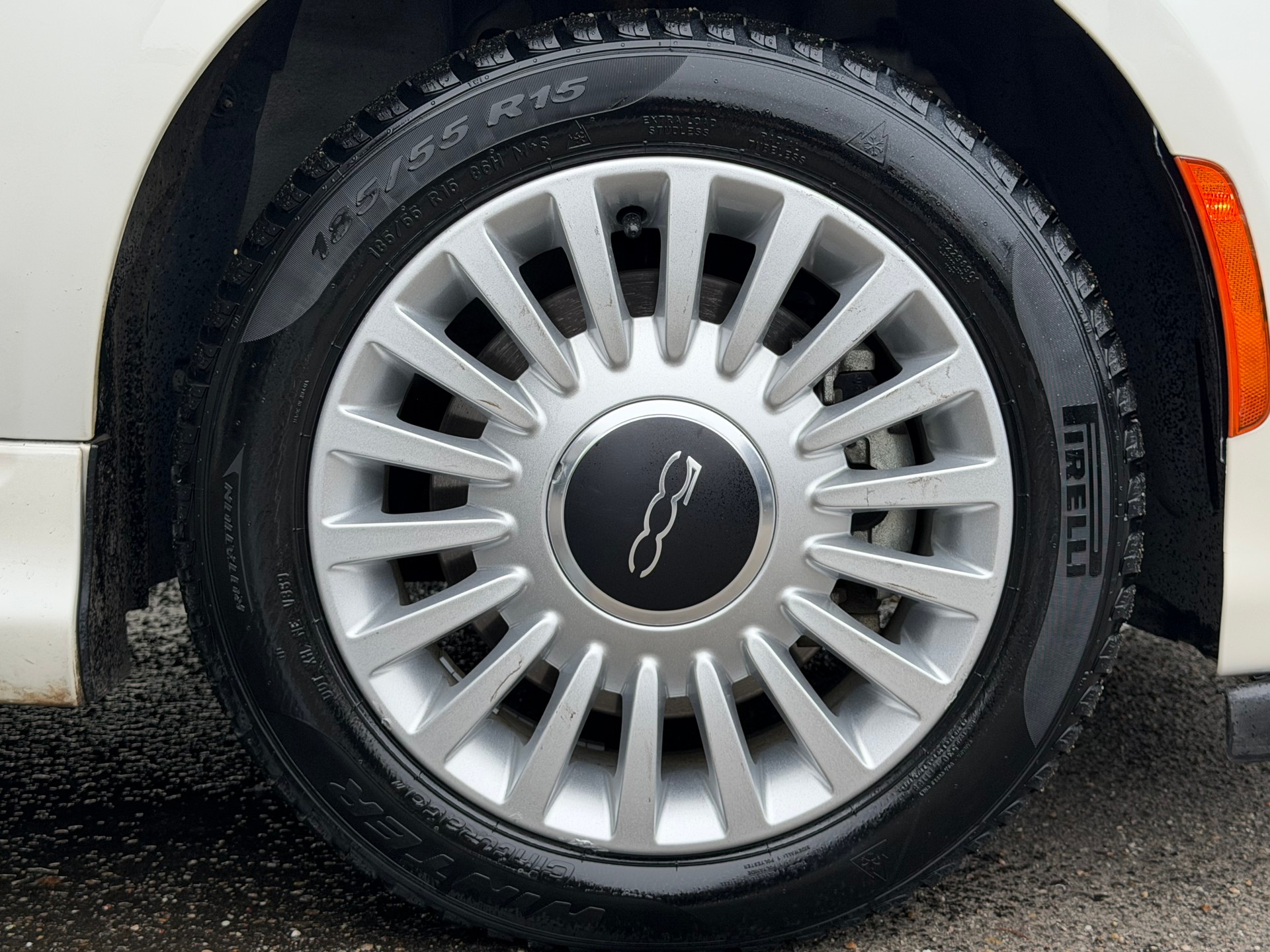 FIAT 500E-image-5