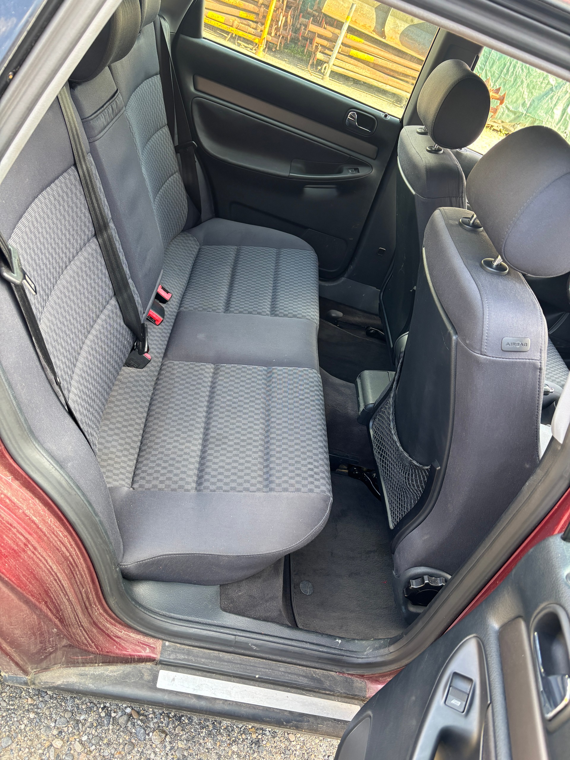AUDI A4 Avant 2.4 quattro Ambiente-image-11