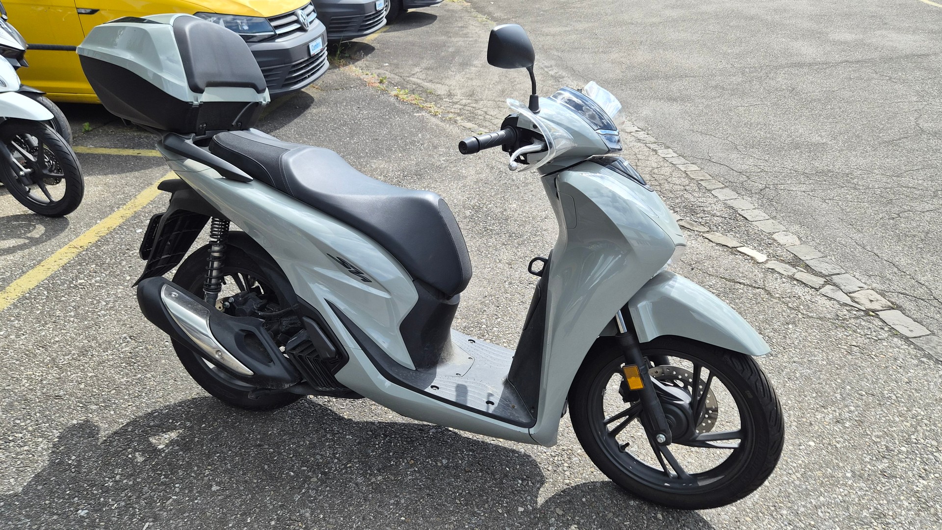 HONDA SH 125 +