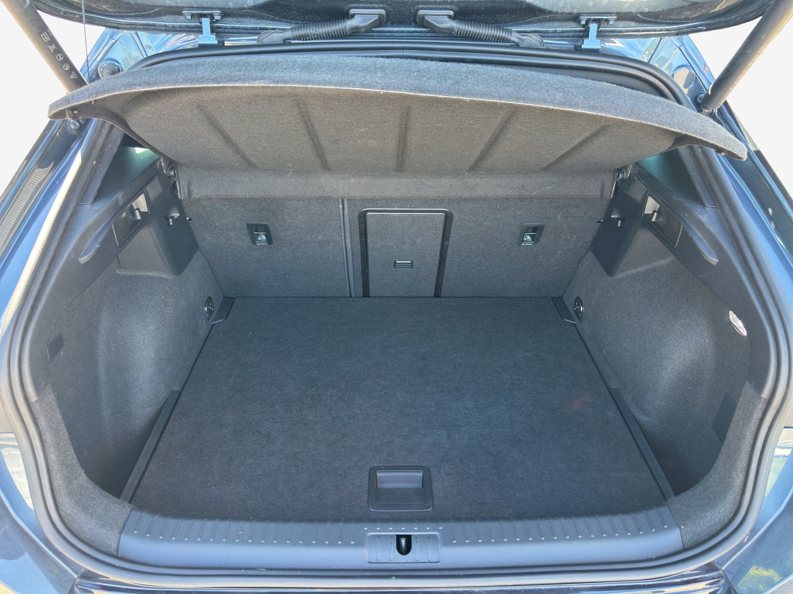 CUPRA Formentor 1.5 TSI DSG-image-12