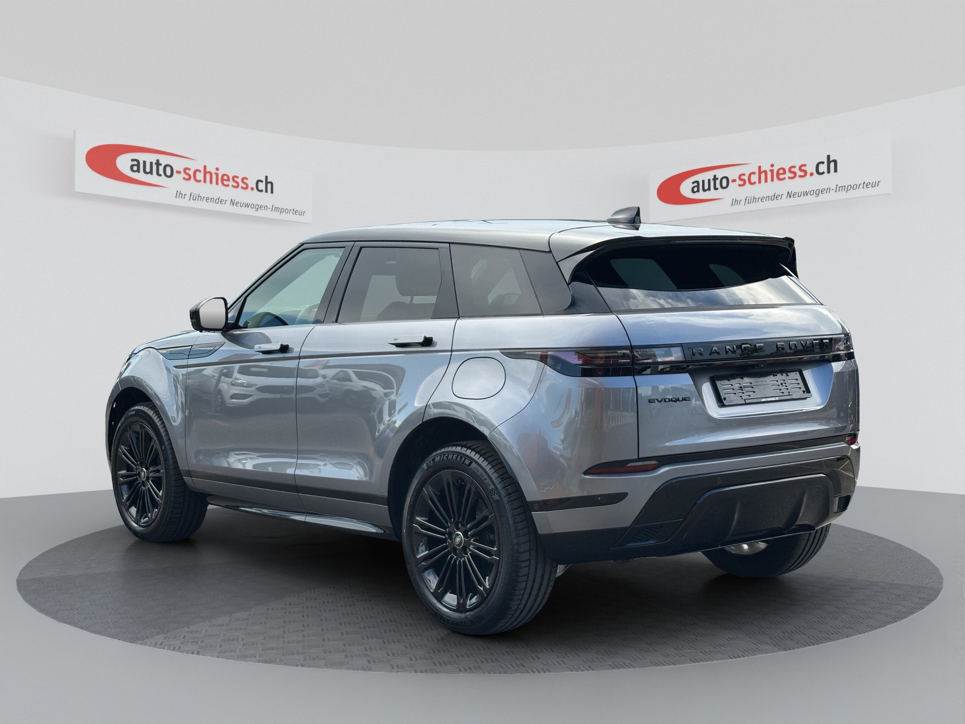 LAND ROVER Range Rover Evoque P 270e Dynamic SE Black AT9-image-2