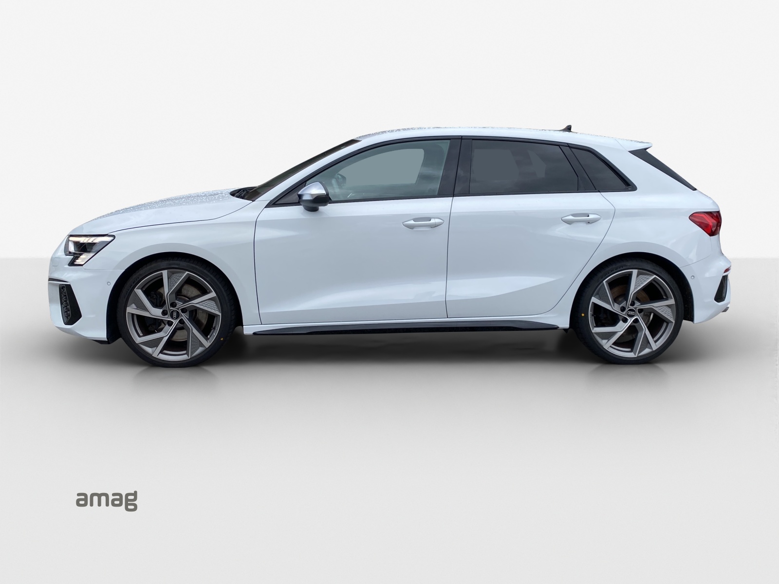 AUDI S3 Sportback 2.0 TFSI quattro S-tronic-image-1