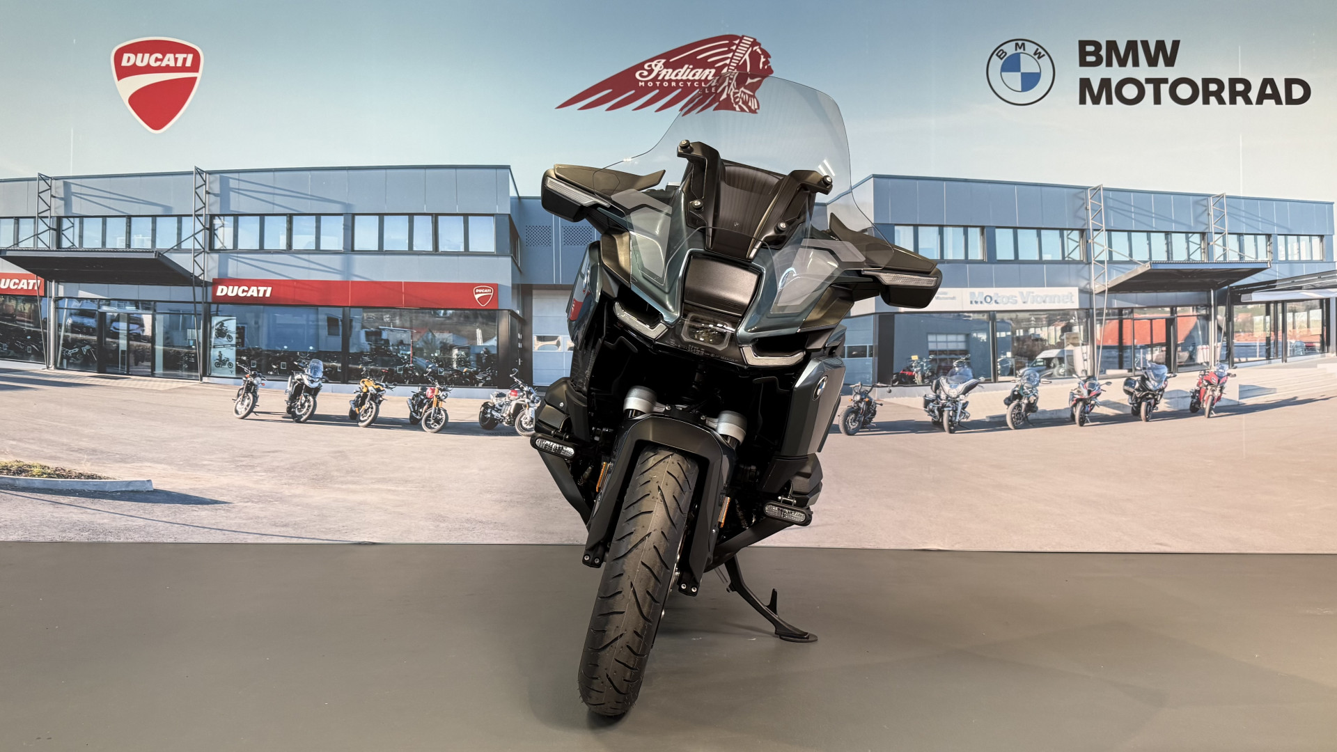 BMW R 1300 RT *Prime 1500CHF inclus* Leasing dès 2.9%-showroom-element-1