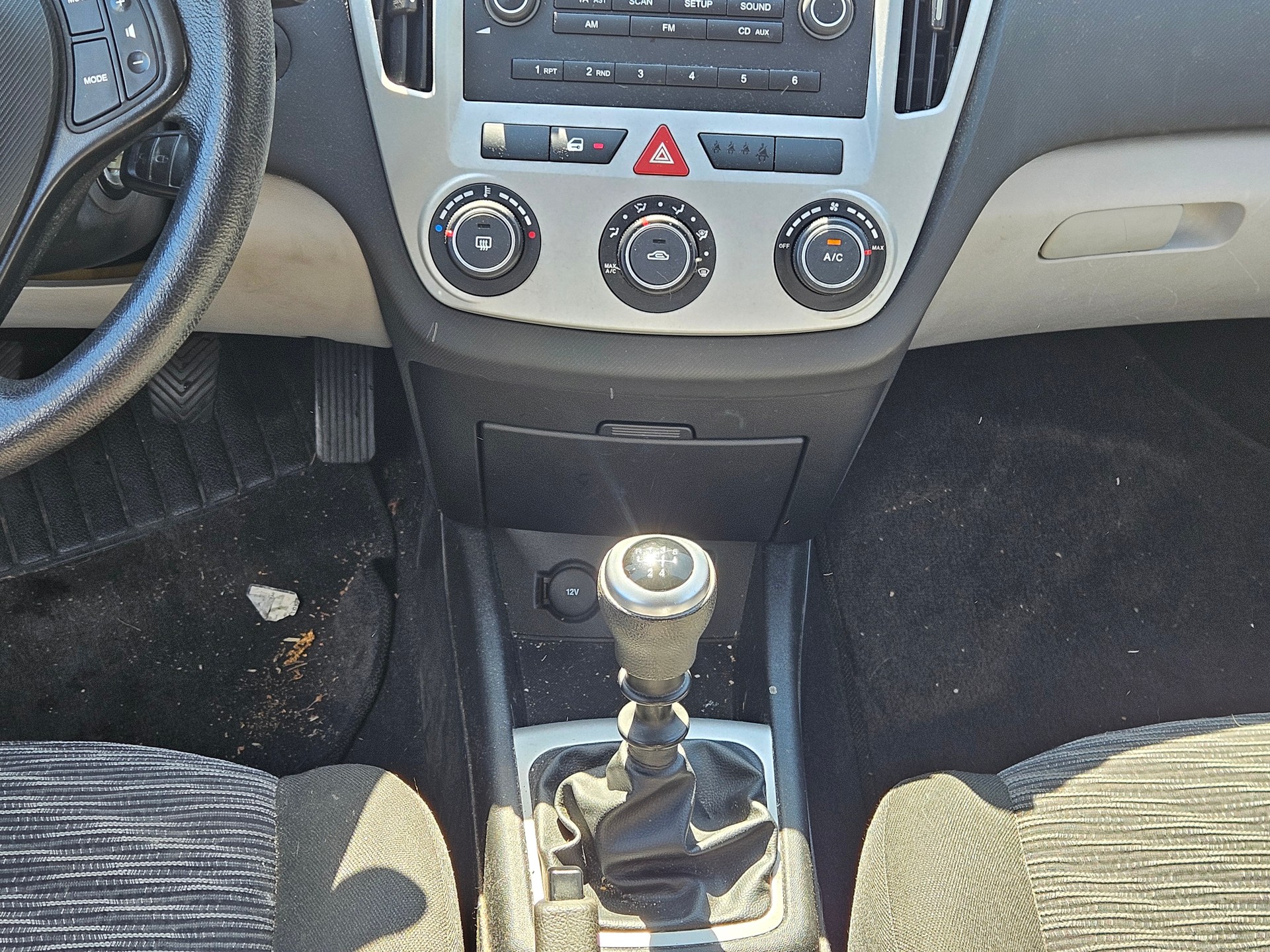 KIA Cee'd Sporty Wagon 1.6 16V Trend-image-10