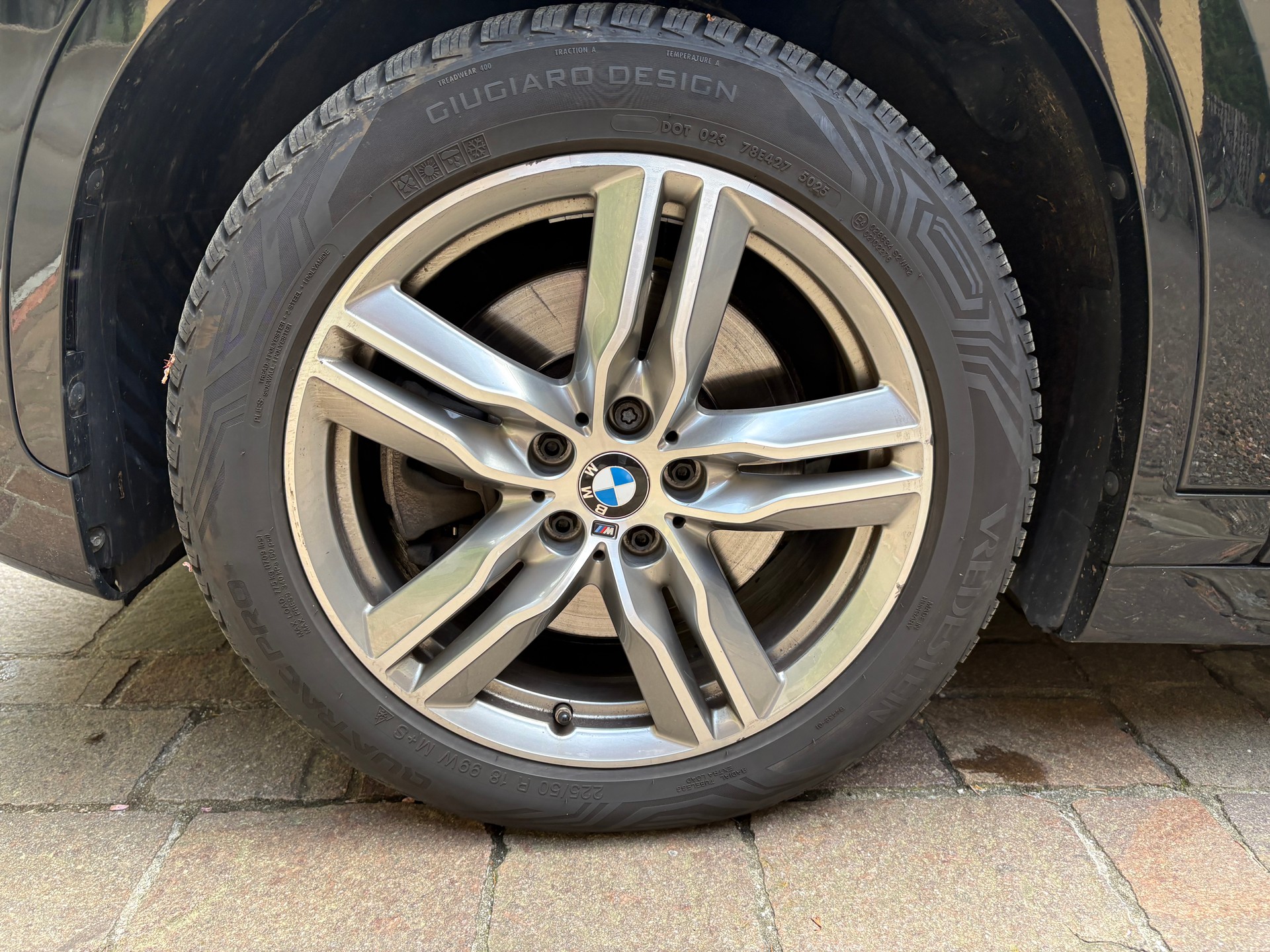 BMW 20d xDrive-image-16