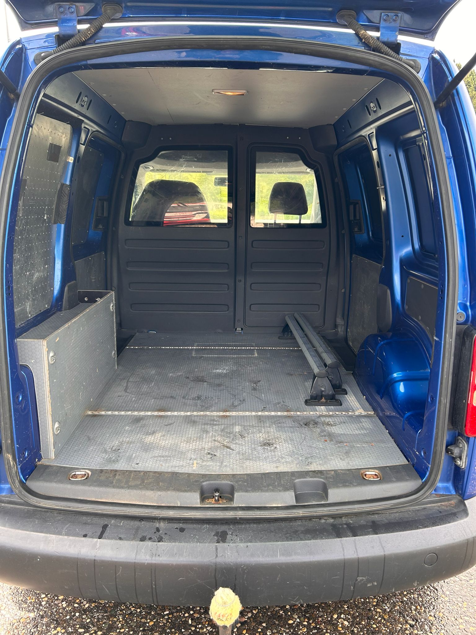 VW Caddy 2.0 EcoFuel-image-11