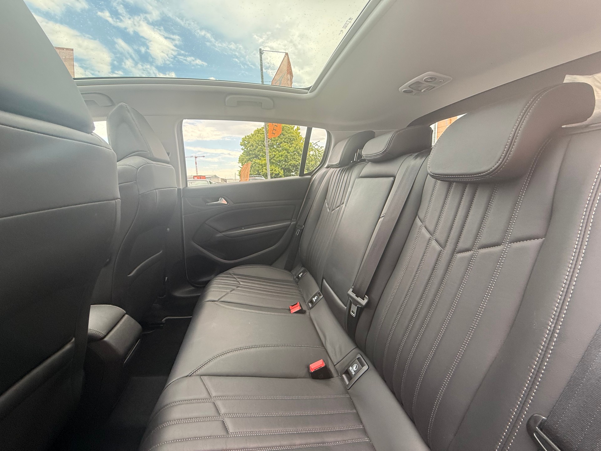 PEUGEOT 308 1.6 THP Féline-image-8