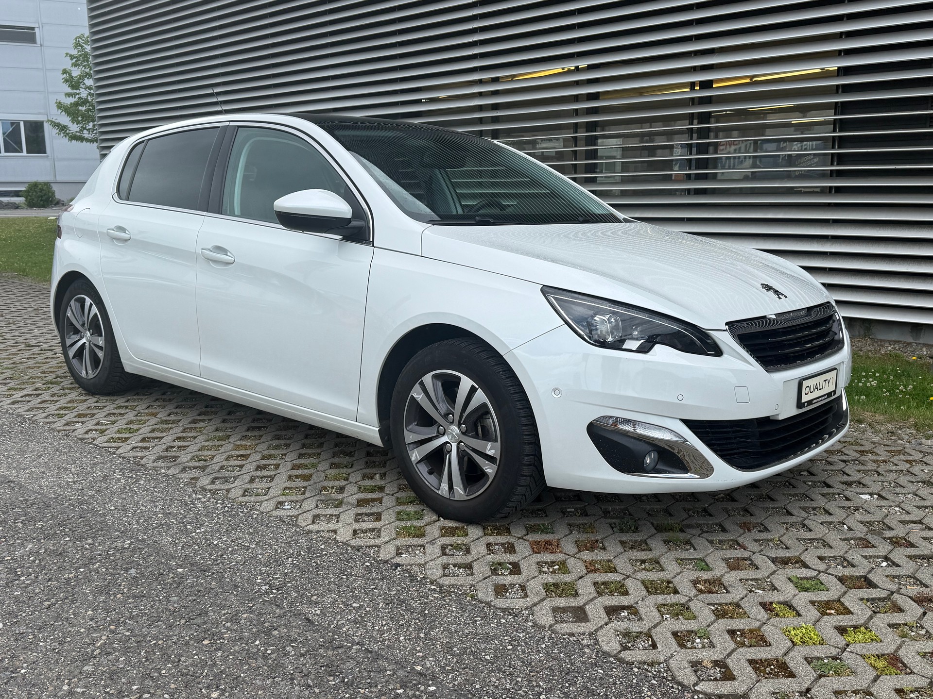 PEUGEOT 308 1.6 THP Féline-image-4