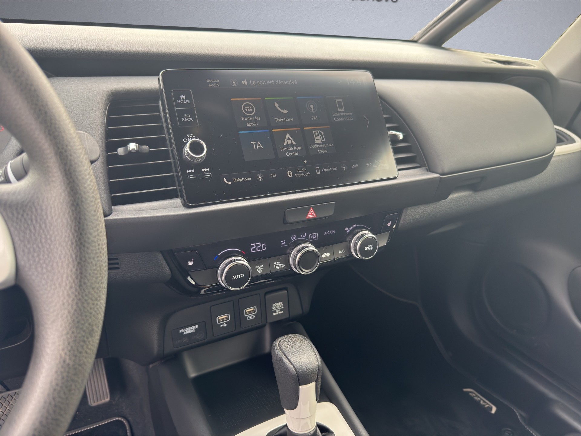 HONDA Jazz 1.5 i-MMD Elegance-image-14