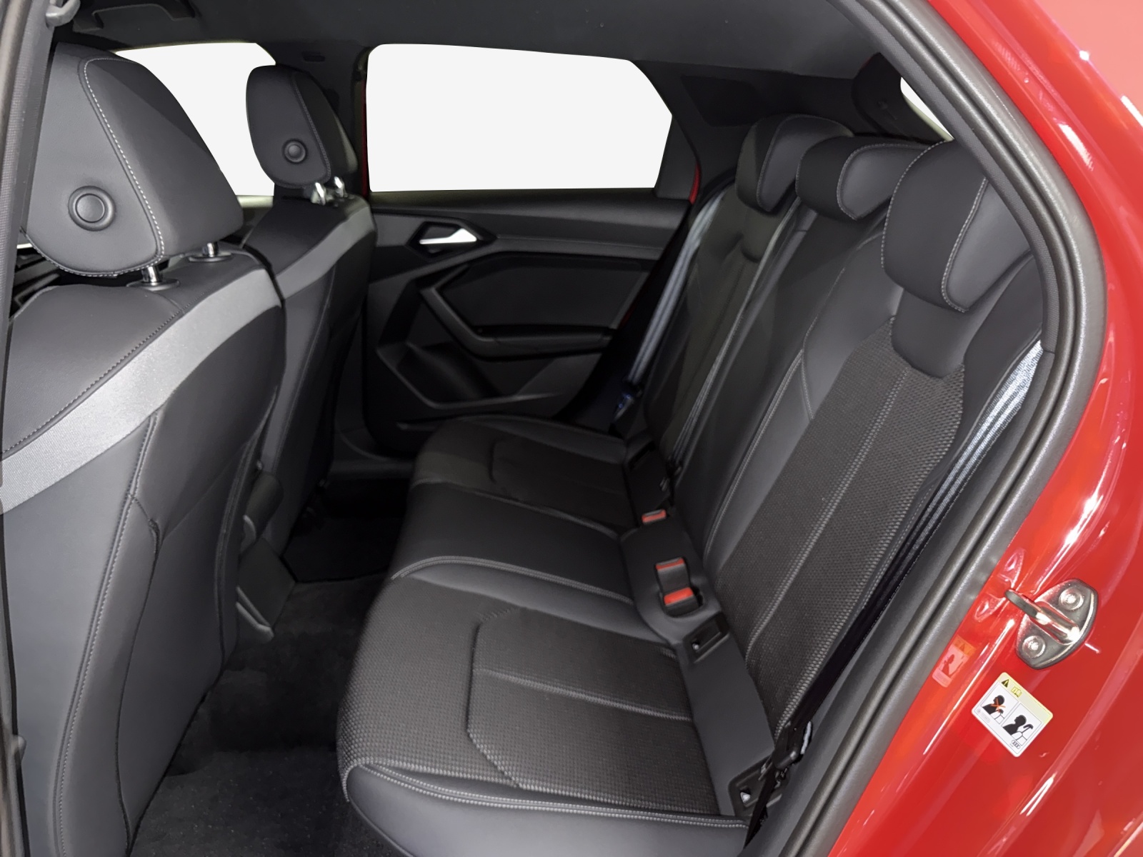 AUDI A1 Sportback 30 TFSI S-tronic-image-9