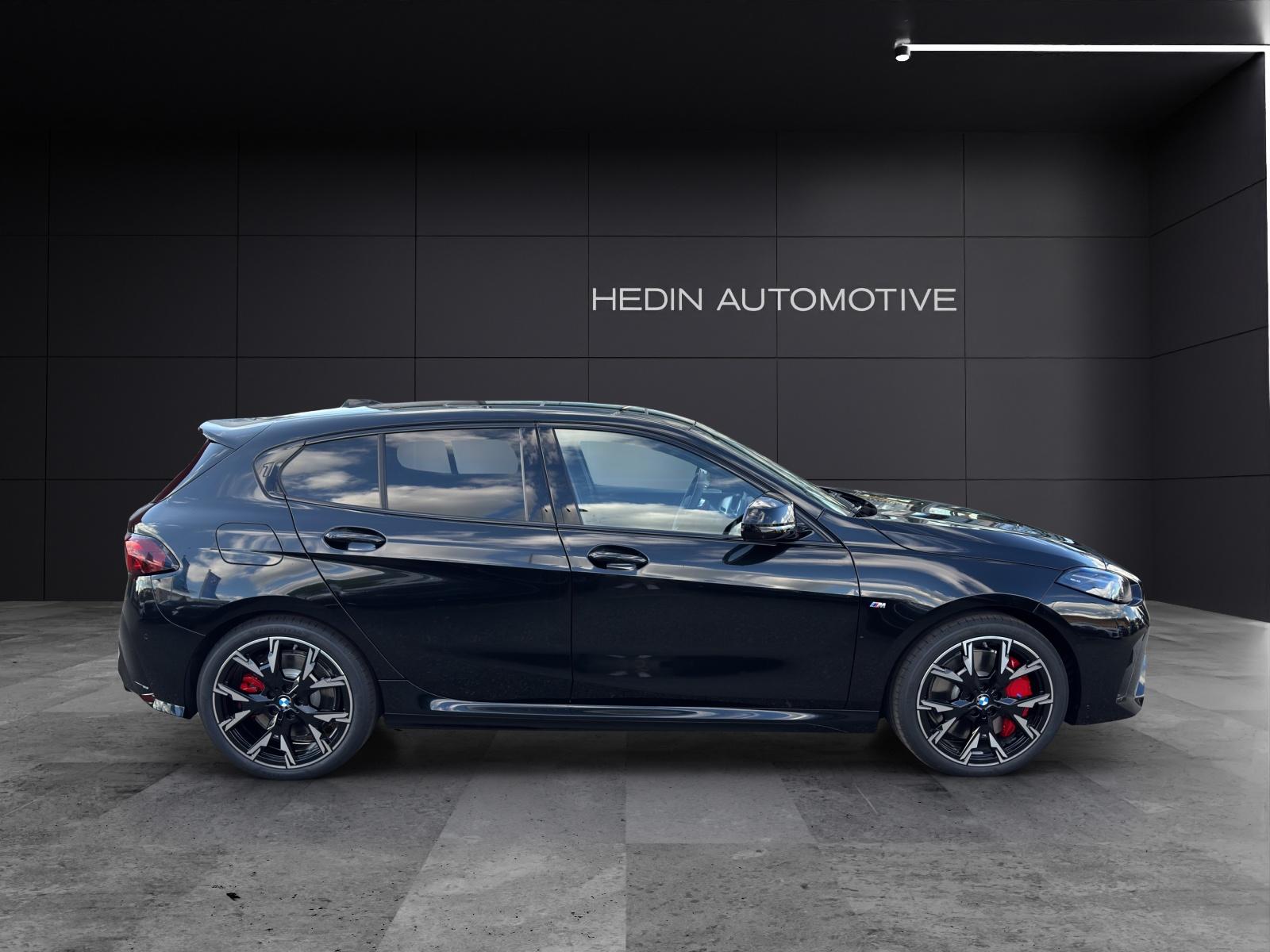 BMW M135i xDrive-image-6