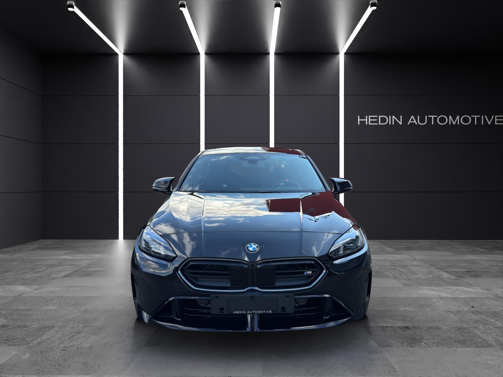 BMW M135i xDrive-image-7