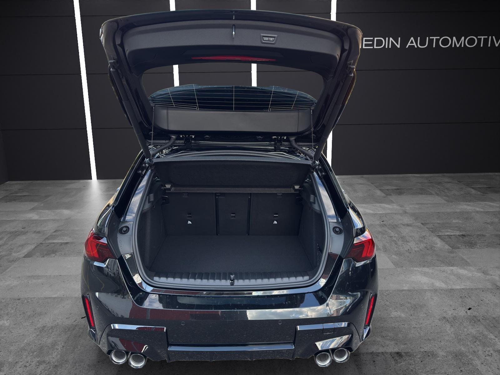 BMW M135i xDrive-image-5