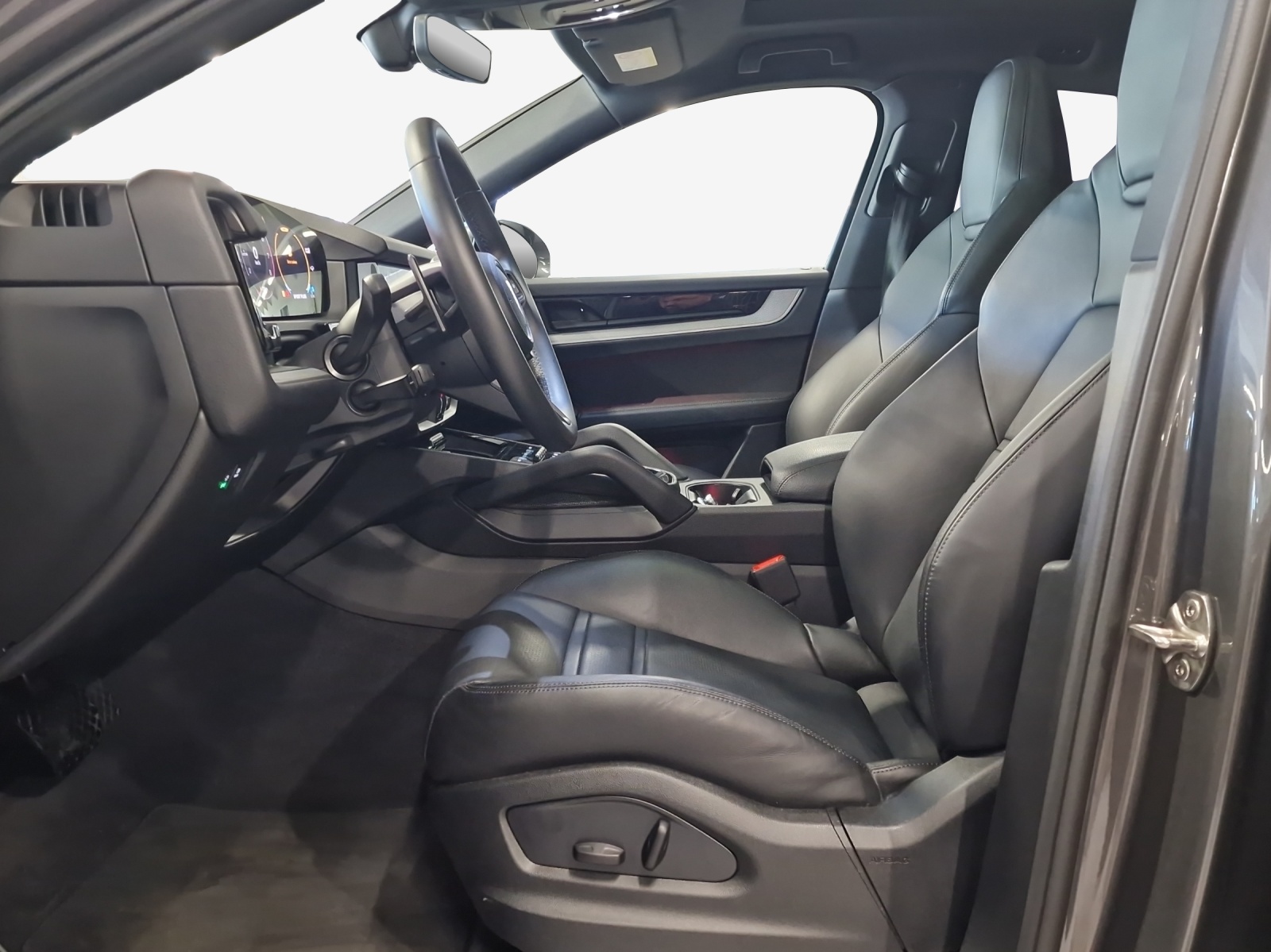 PORSCHE Cayenne Coupé Tiptronic-image-7