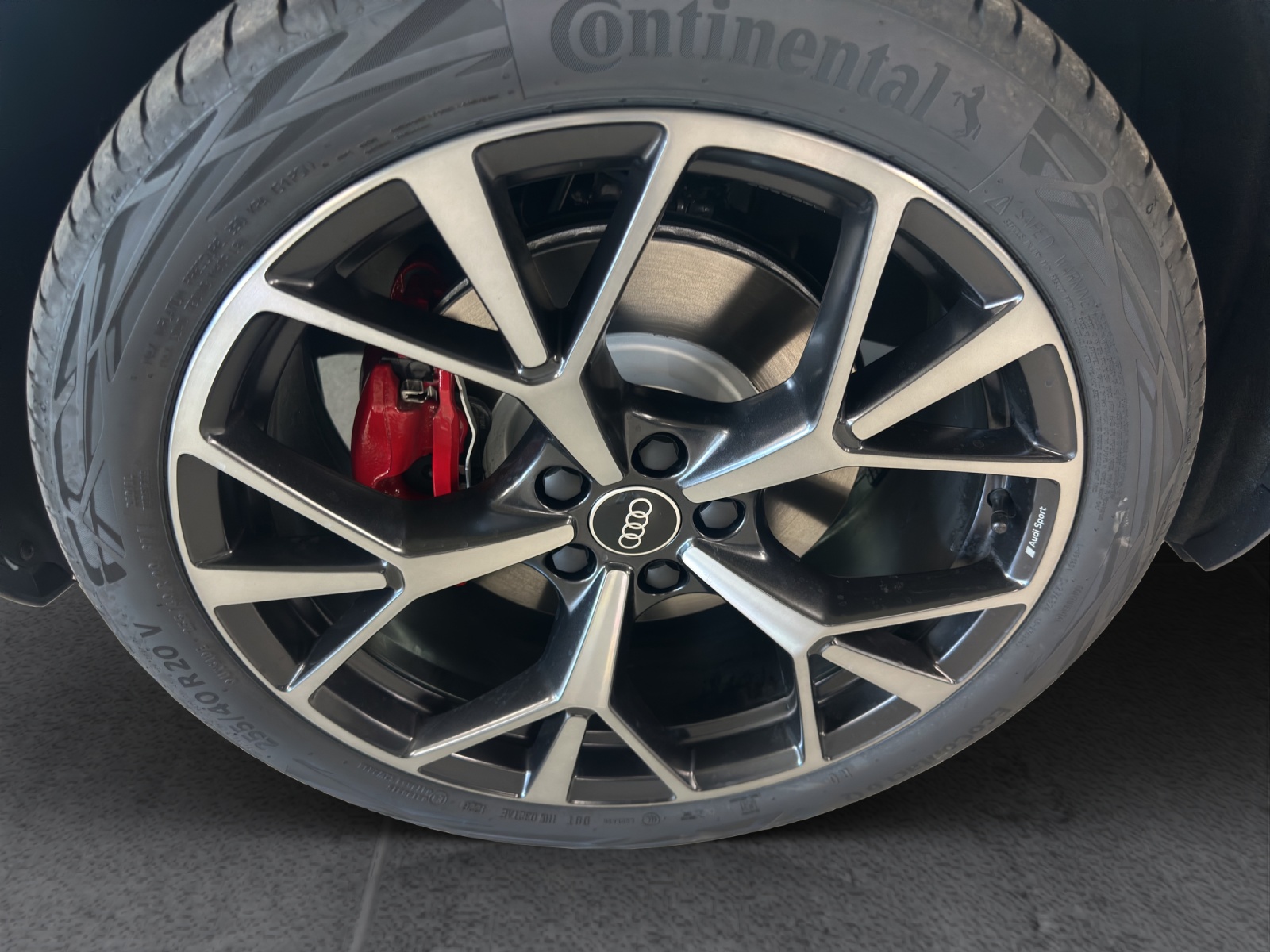 AUDI Q3 Sportback TFSI quattro 195 kW S tronic-image-8