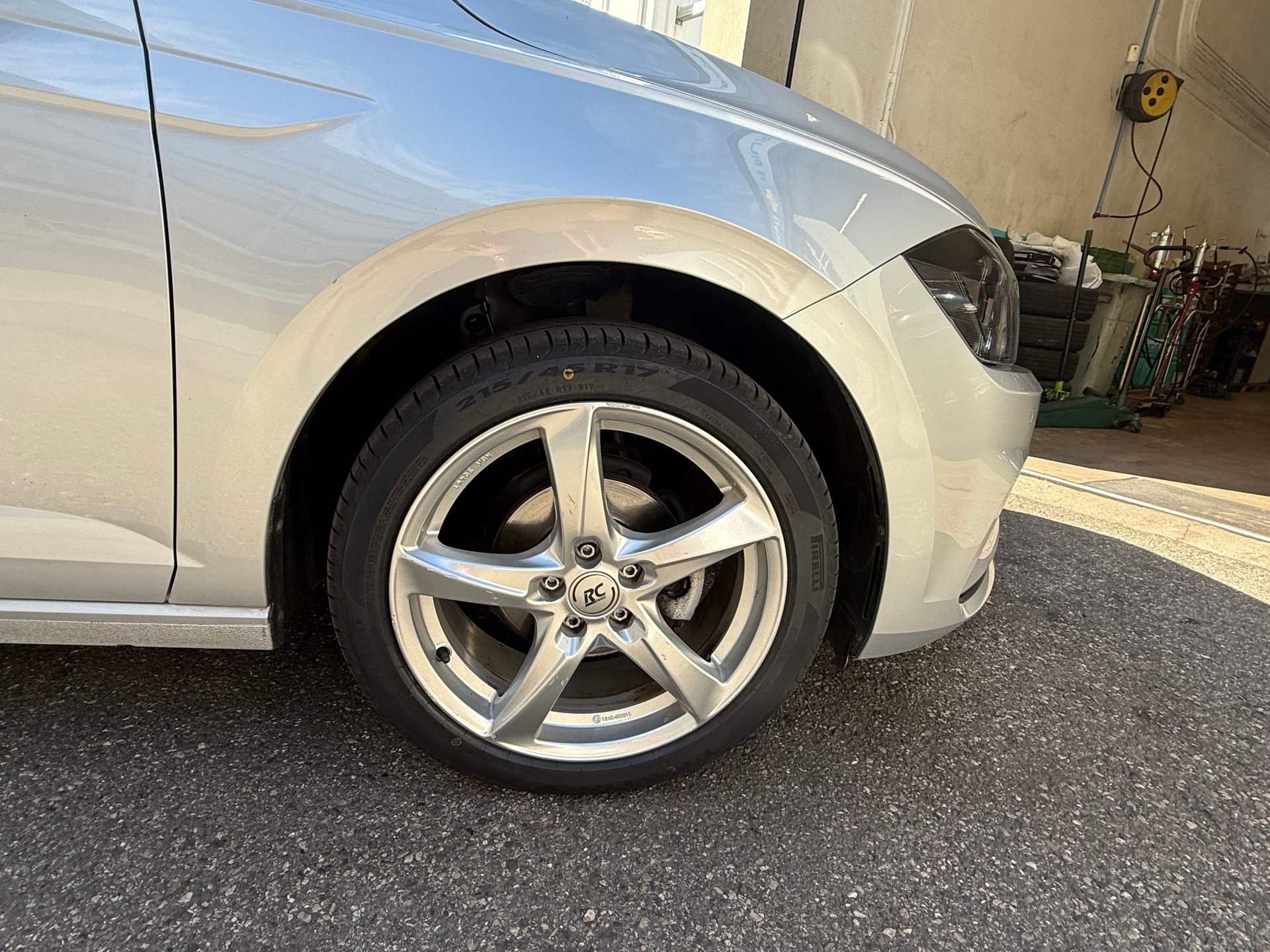 VW 1.0 MPI 80 Value-image-2