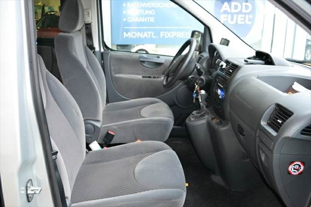 PEUGEOT ExpertTepee 2.0HDi Active-image-3