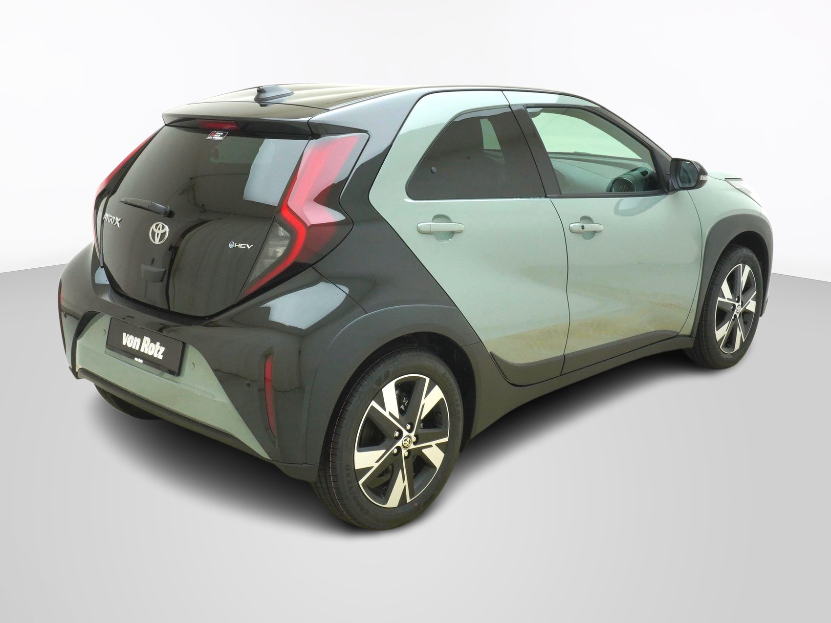 TOYOTA Aygo X 1.5 VVT-i HSD Trend-image-3