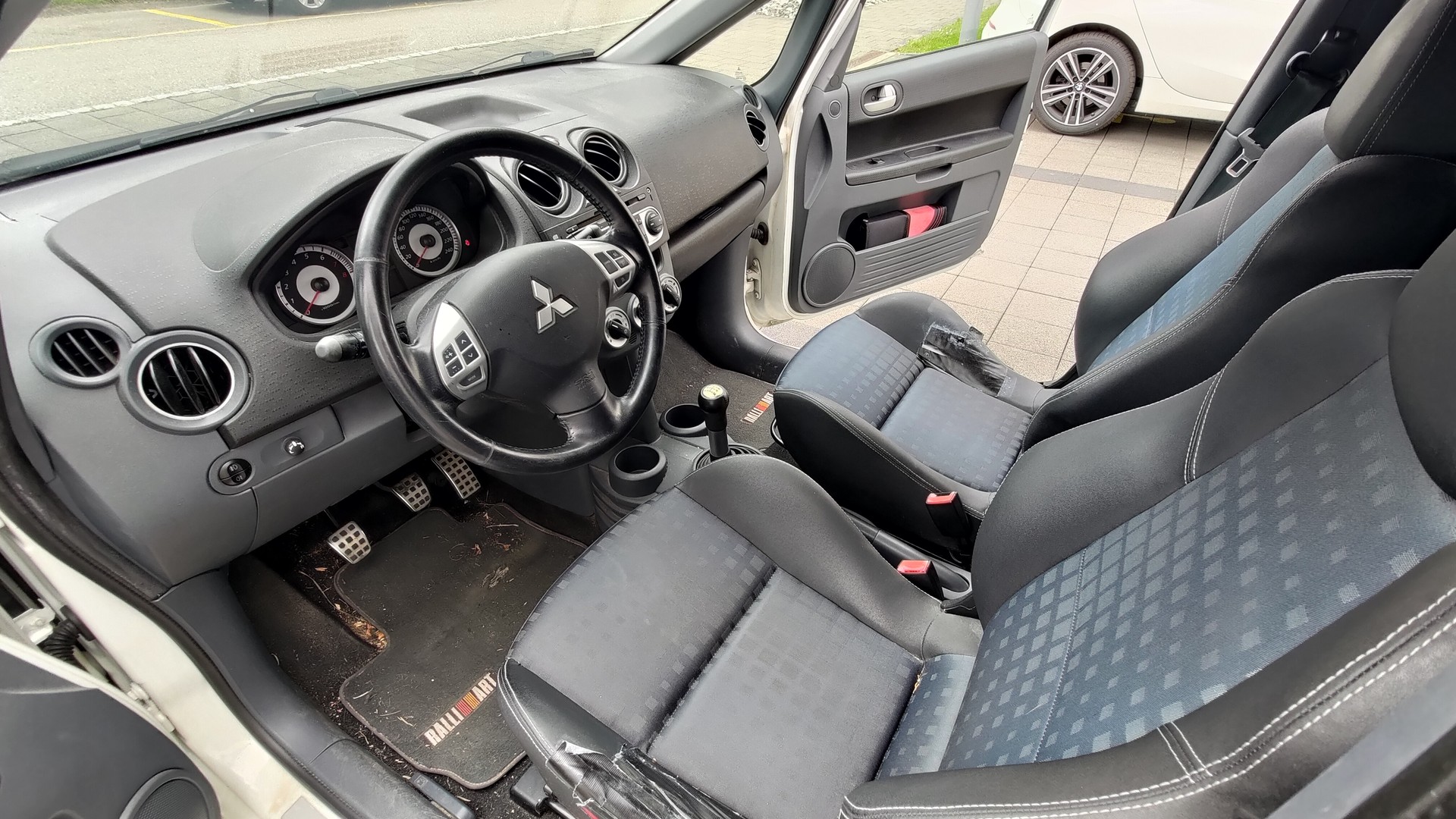 MITSUBISHI 1.5 16V 180 Turbo Ralliart-image-3