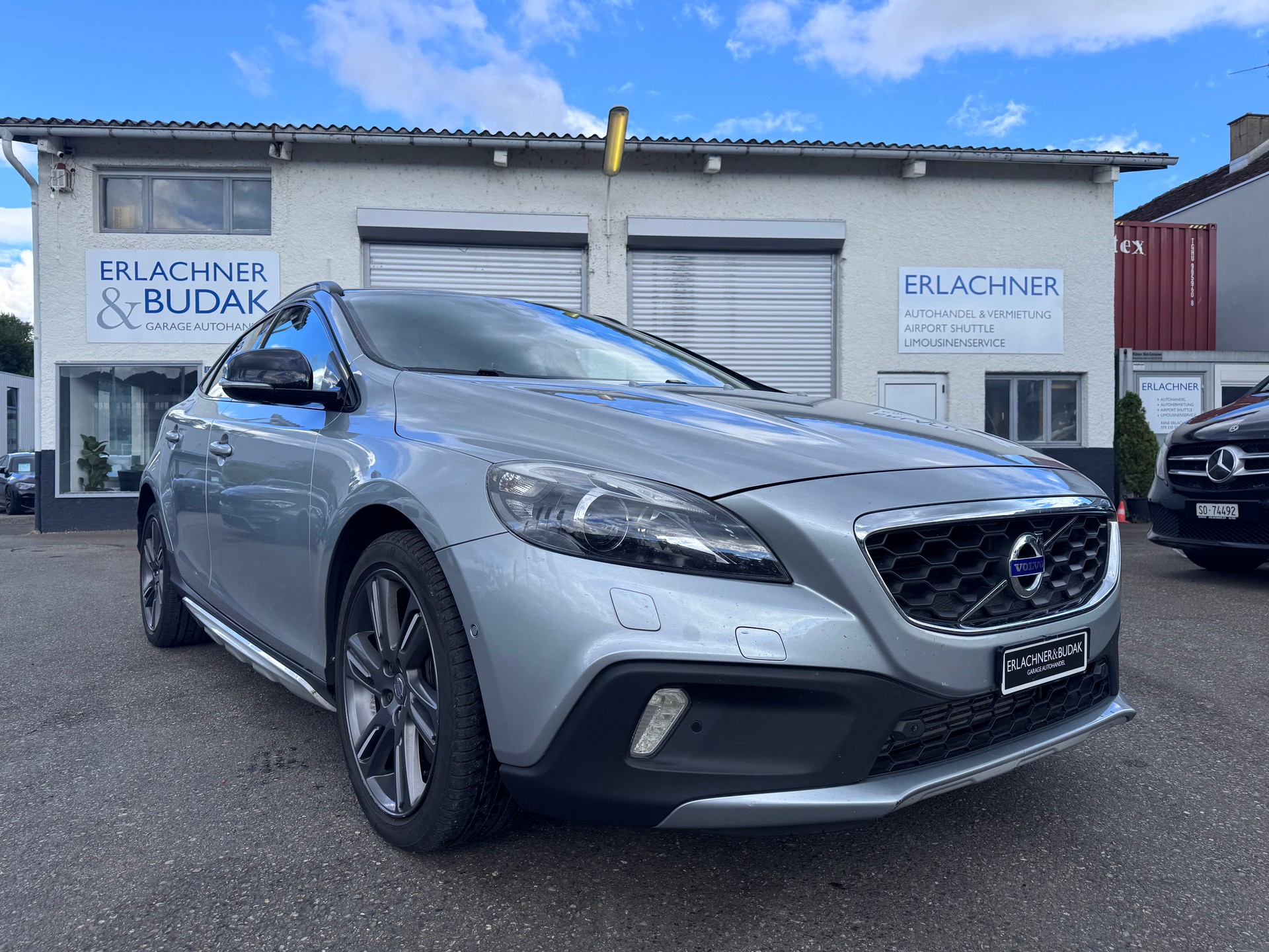 VOLVO V40 Cross Country T5 AWD Summum Geartronic-image-0