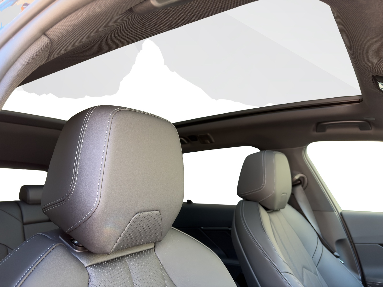 BMW 520d xDrive Touring-image-17