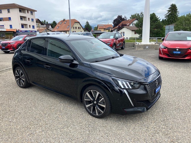 PEUGEOT 208 1.2 PureTech GT EAT8-image-4