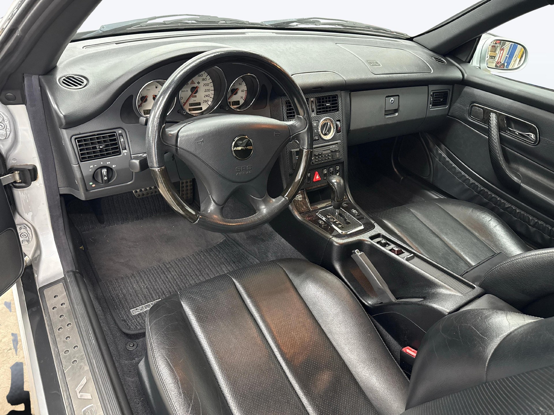 MERCEDES-BENZ SLK 320 V6 Cabriolet-image-8