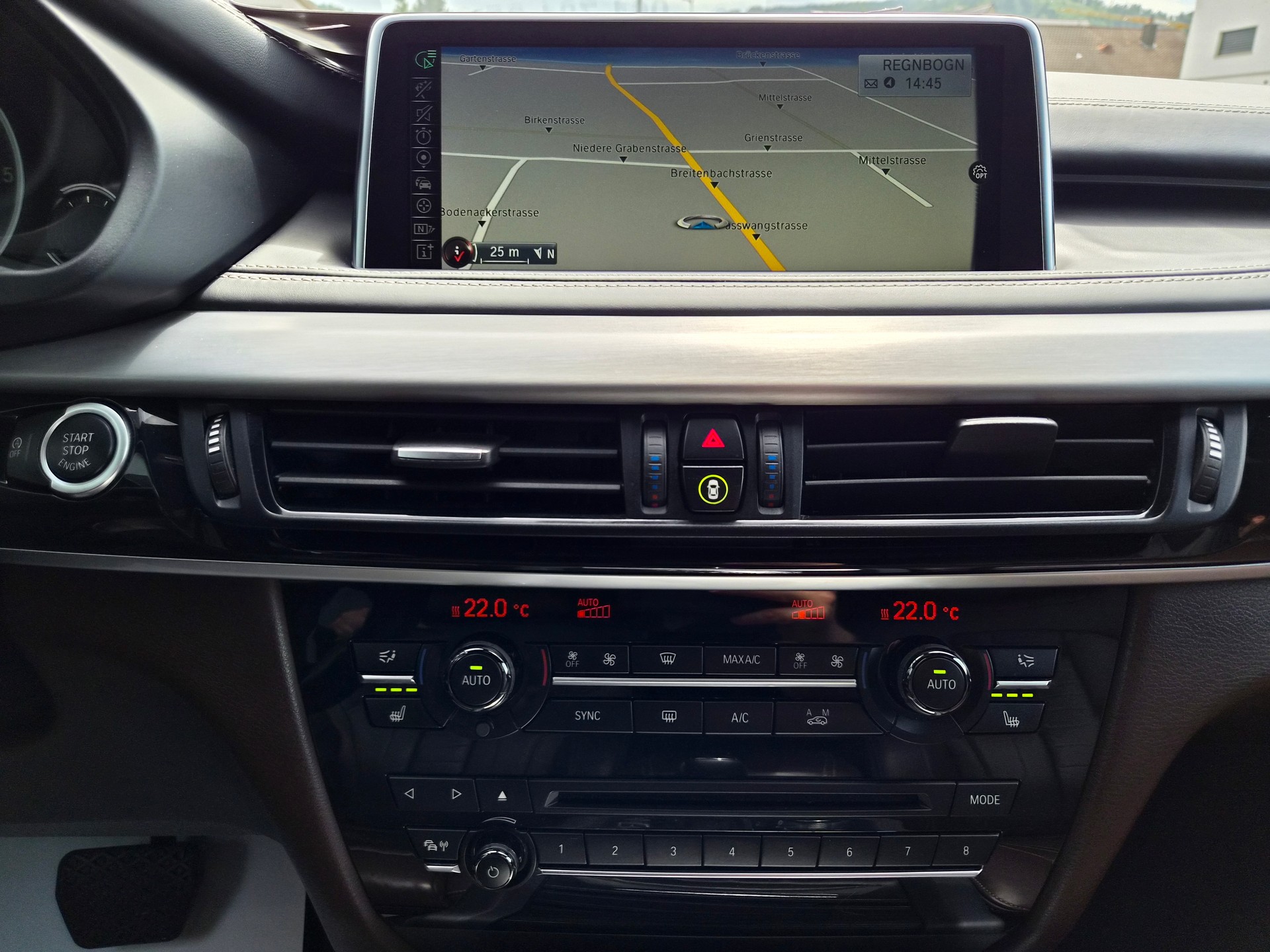 BMW X5 xDrive M50d Steptronic-image-18